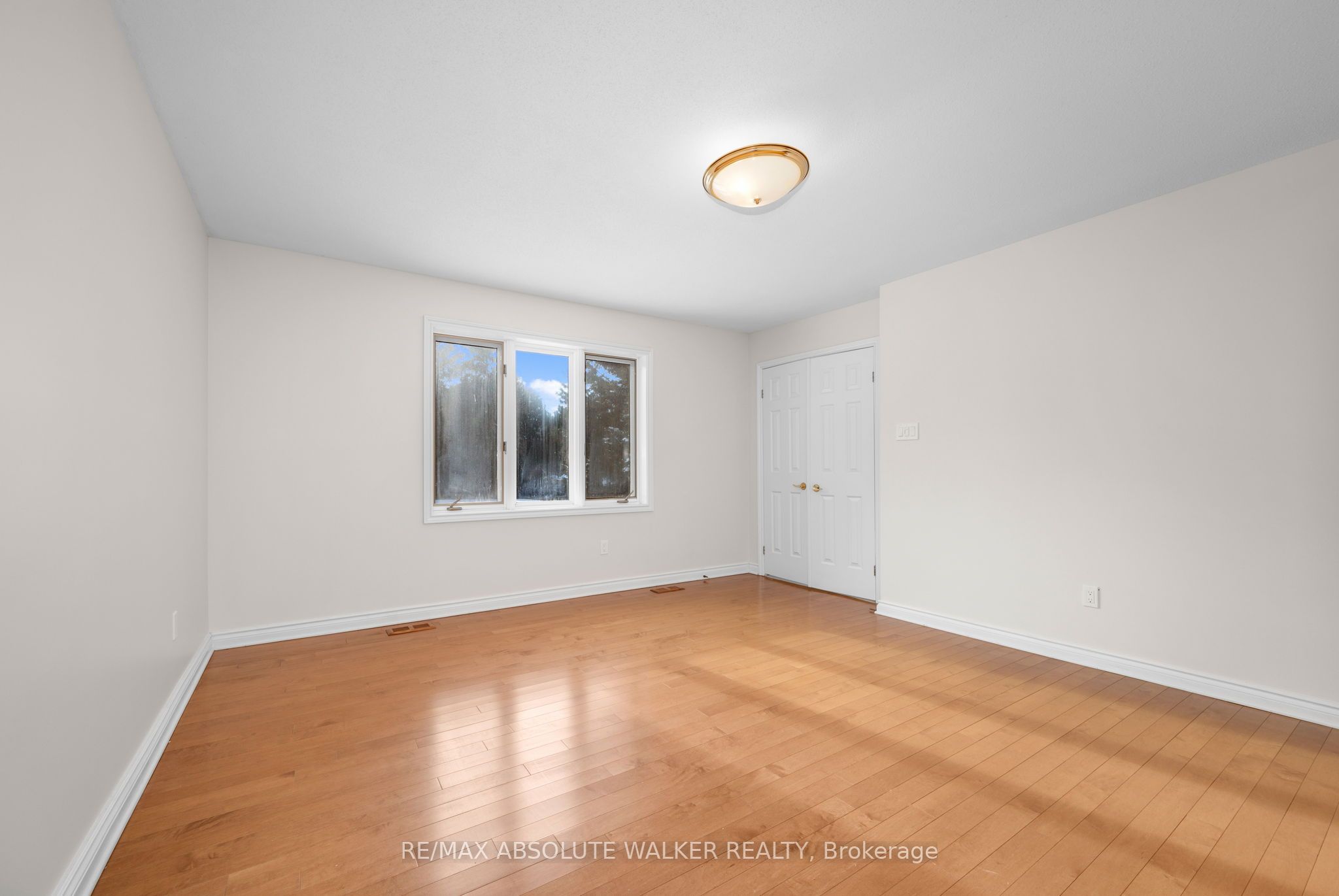1072 Bravar Drive Property Photo 26