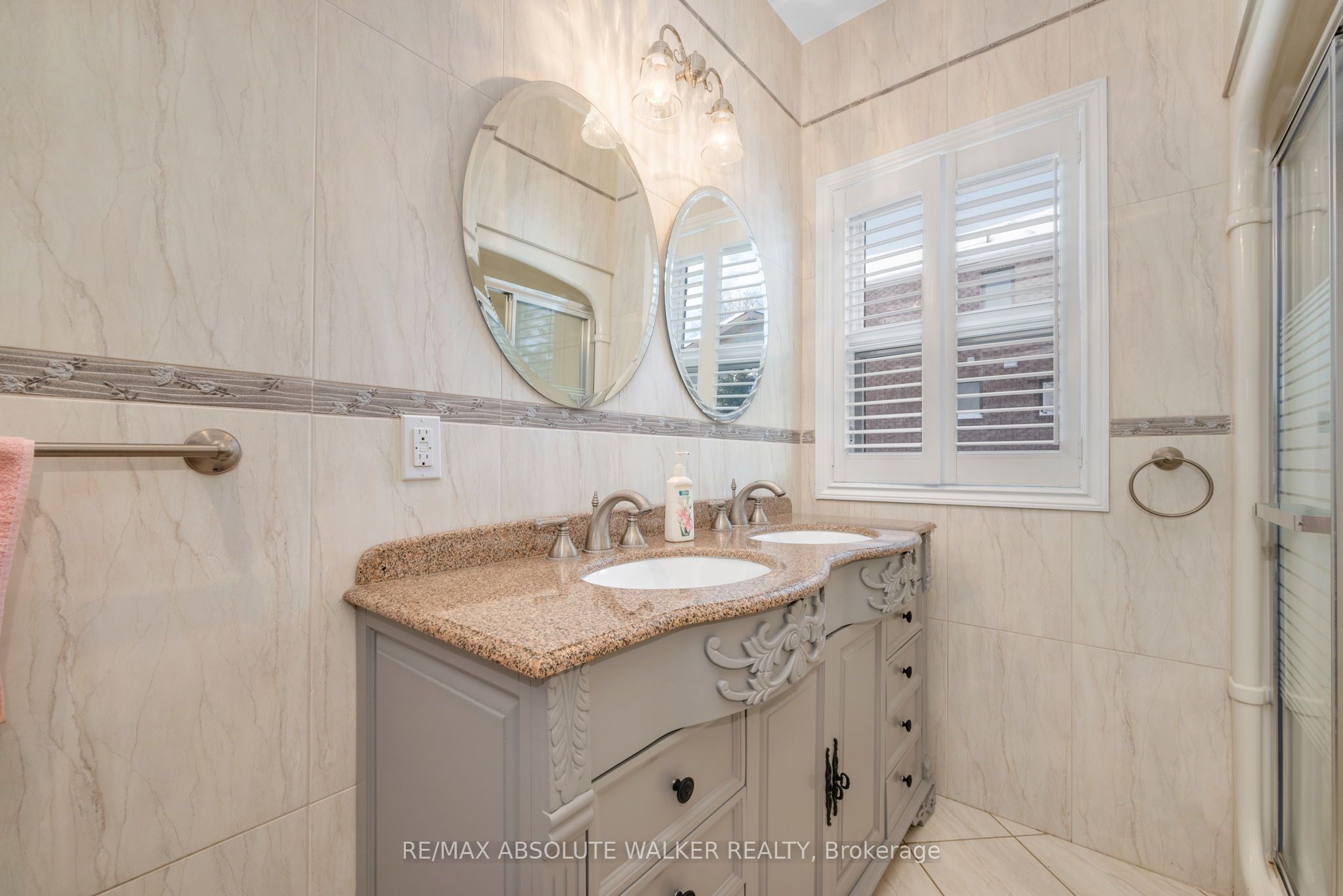 1072 Bravar Drive Property Photo 32