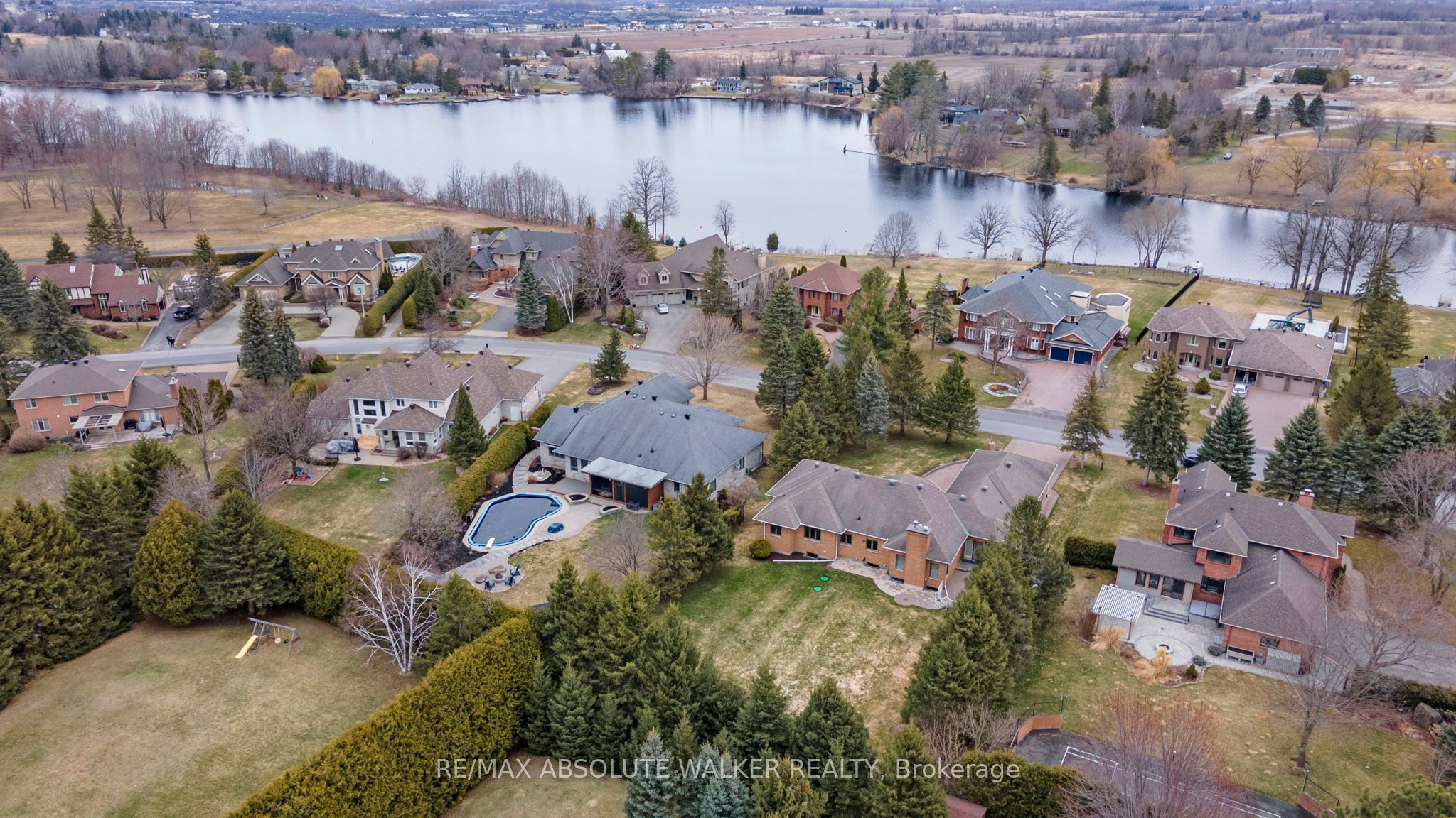 1072 Bravar Drive Property Photo 41