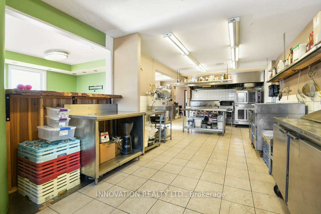 1610 Stittsville Main Street Property Photo 11
