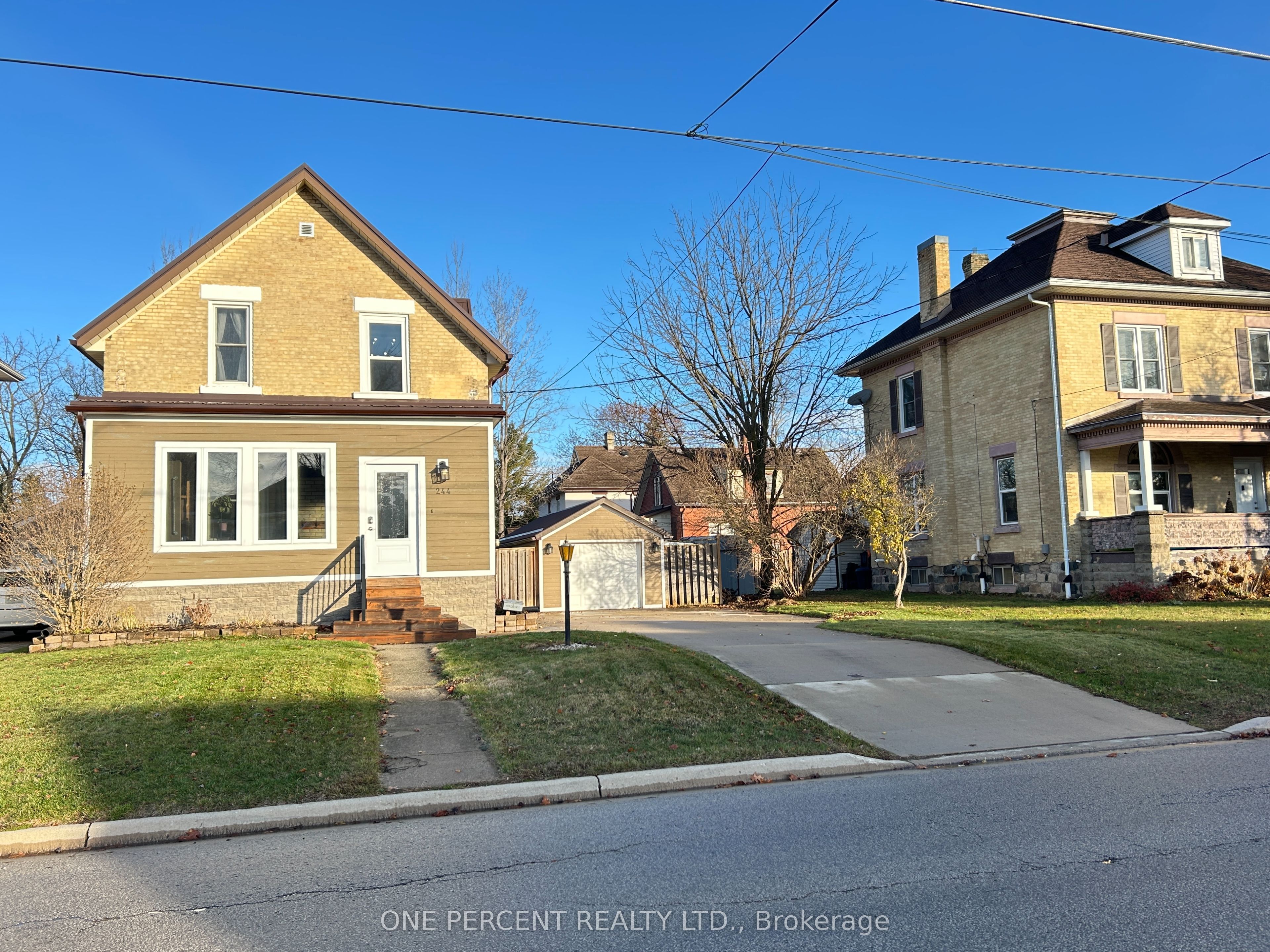 244 13th St Property Photo