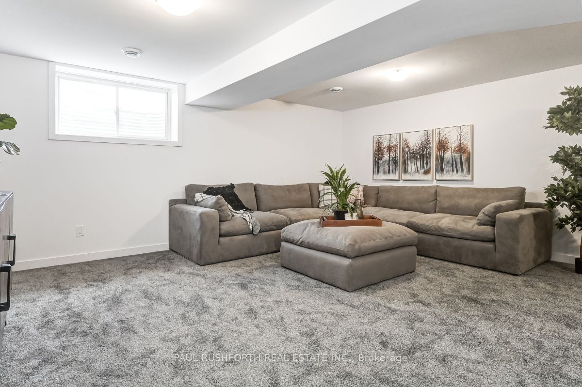 81 Darquise Street Property Photo 20