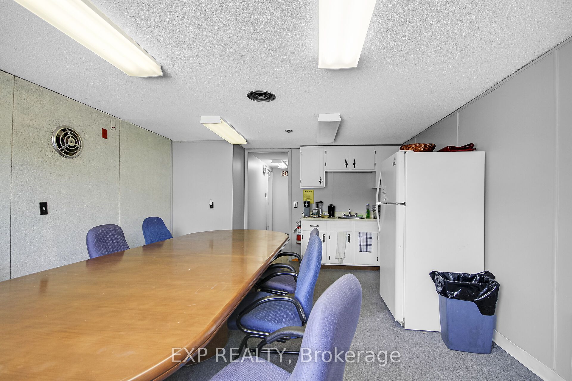 12 Maple Avenue Property Photo 21