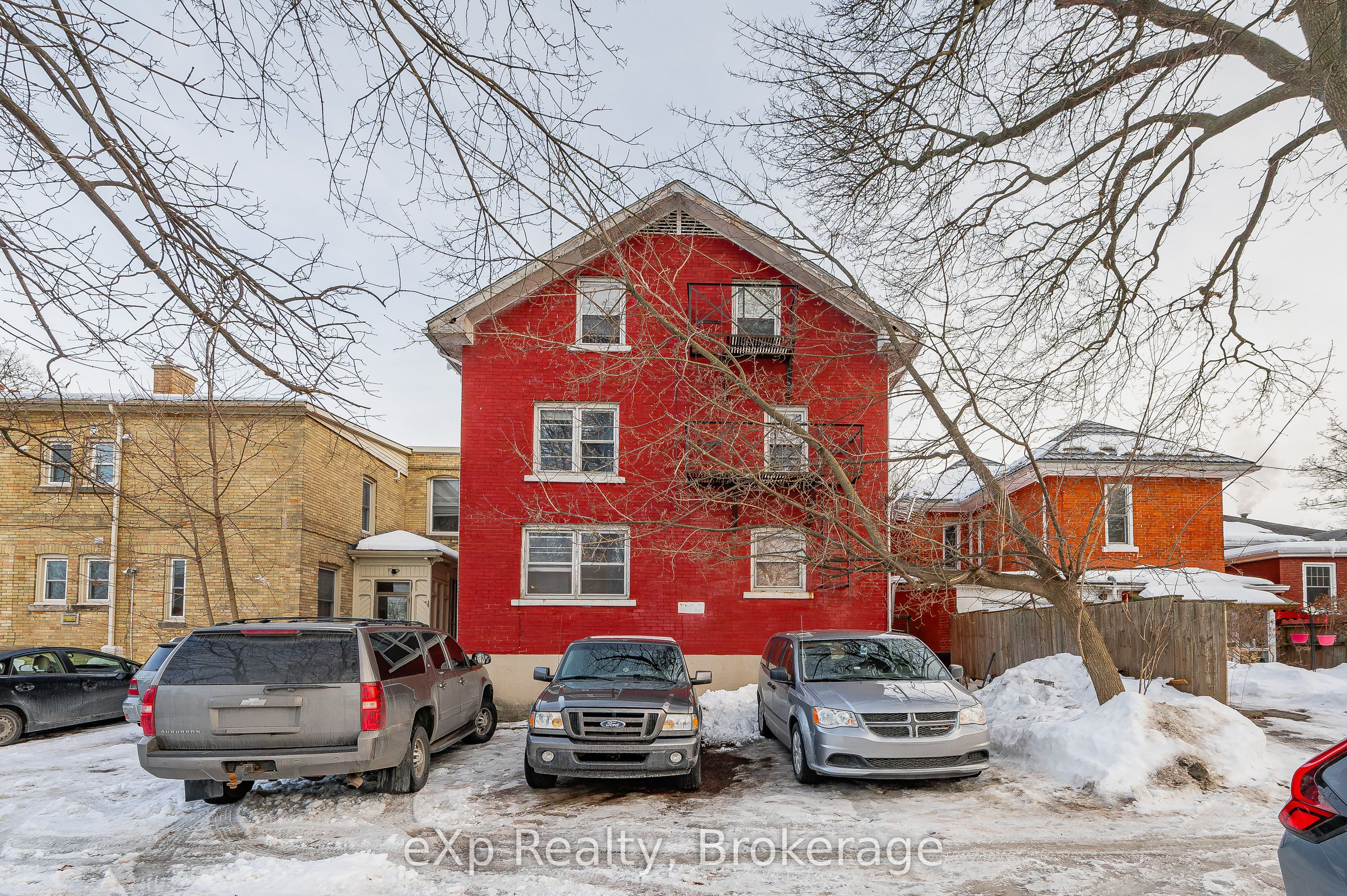 9 Cambridge Street Property Photo 2