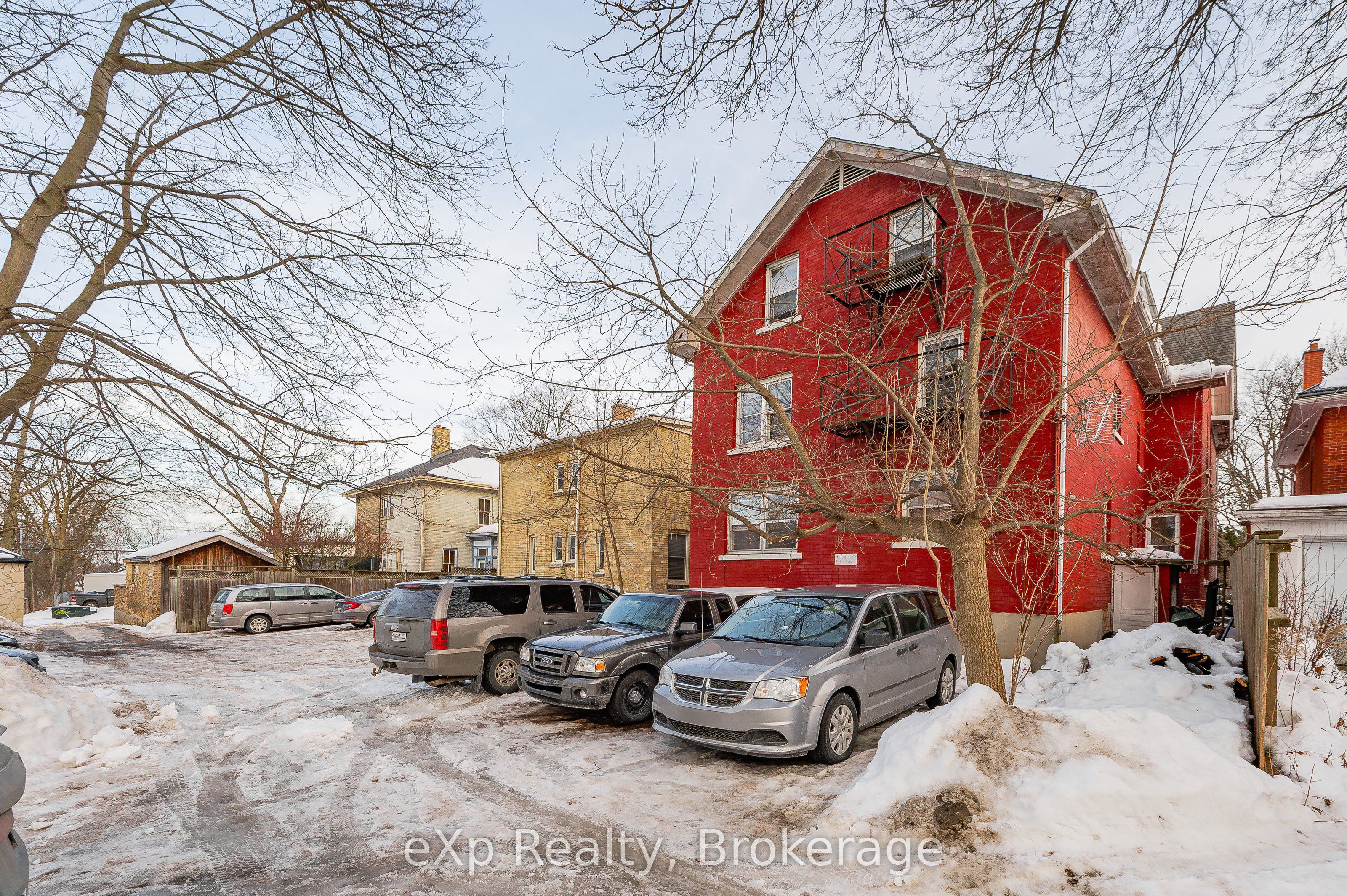 9 Cambridge Street Property Photo 3