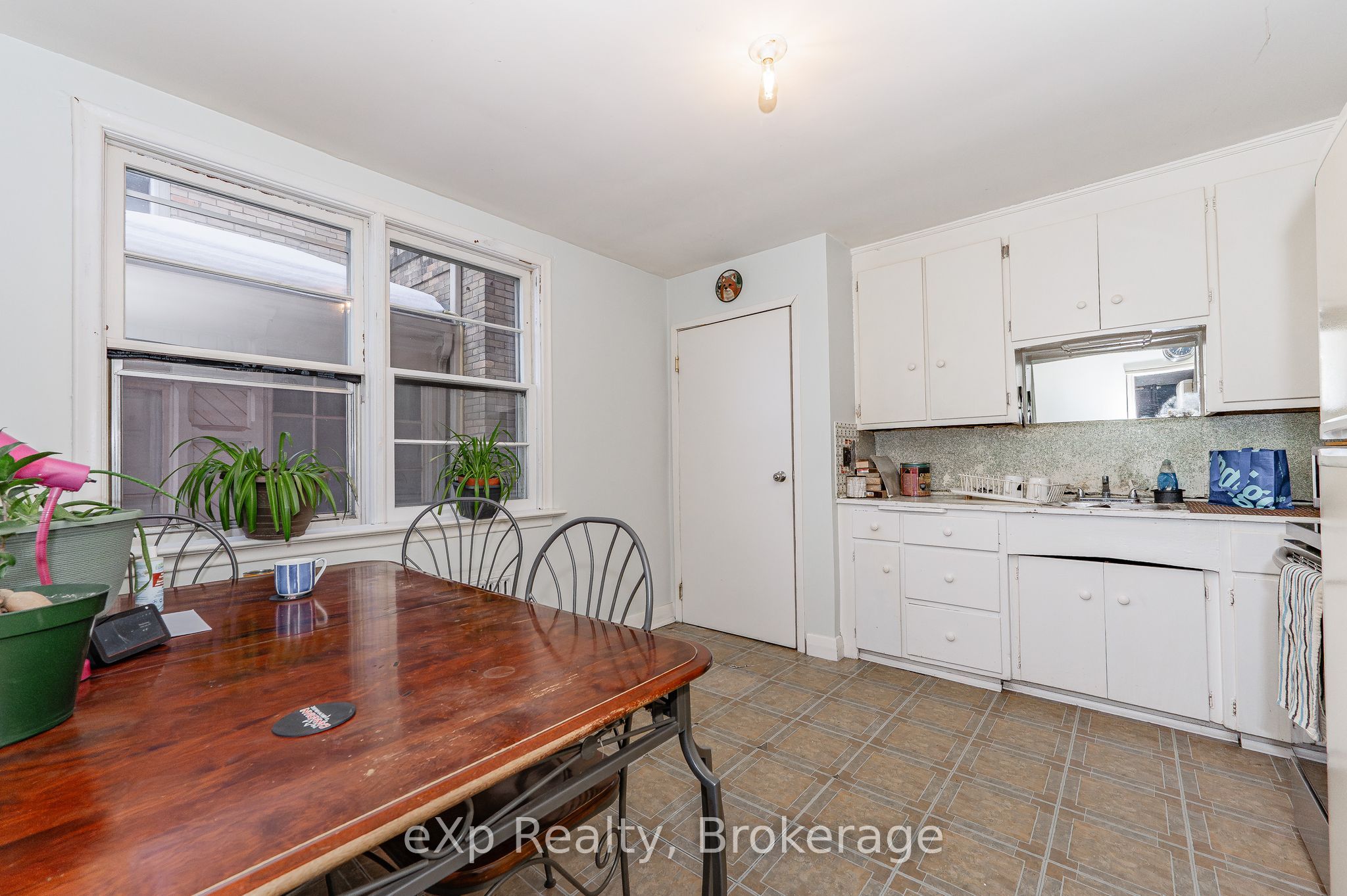 9 Cambridge Street Property Photo 10