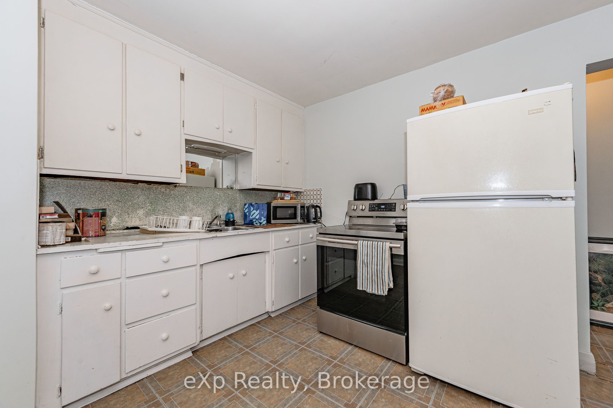 9 Cambridge Street Property Photo 11
