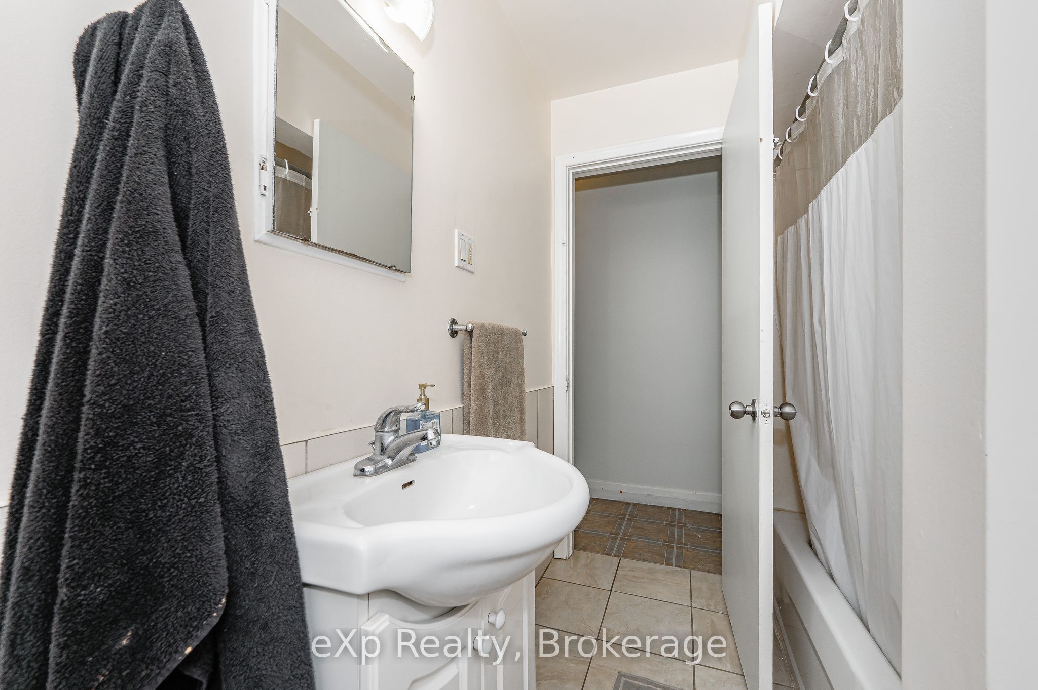 9 Cambridge Street Property Photo 16