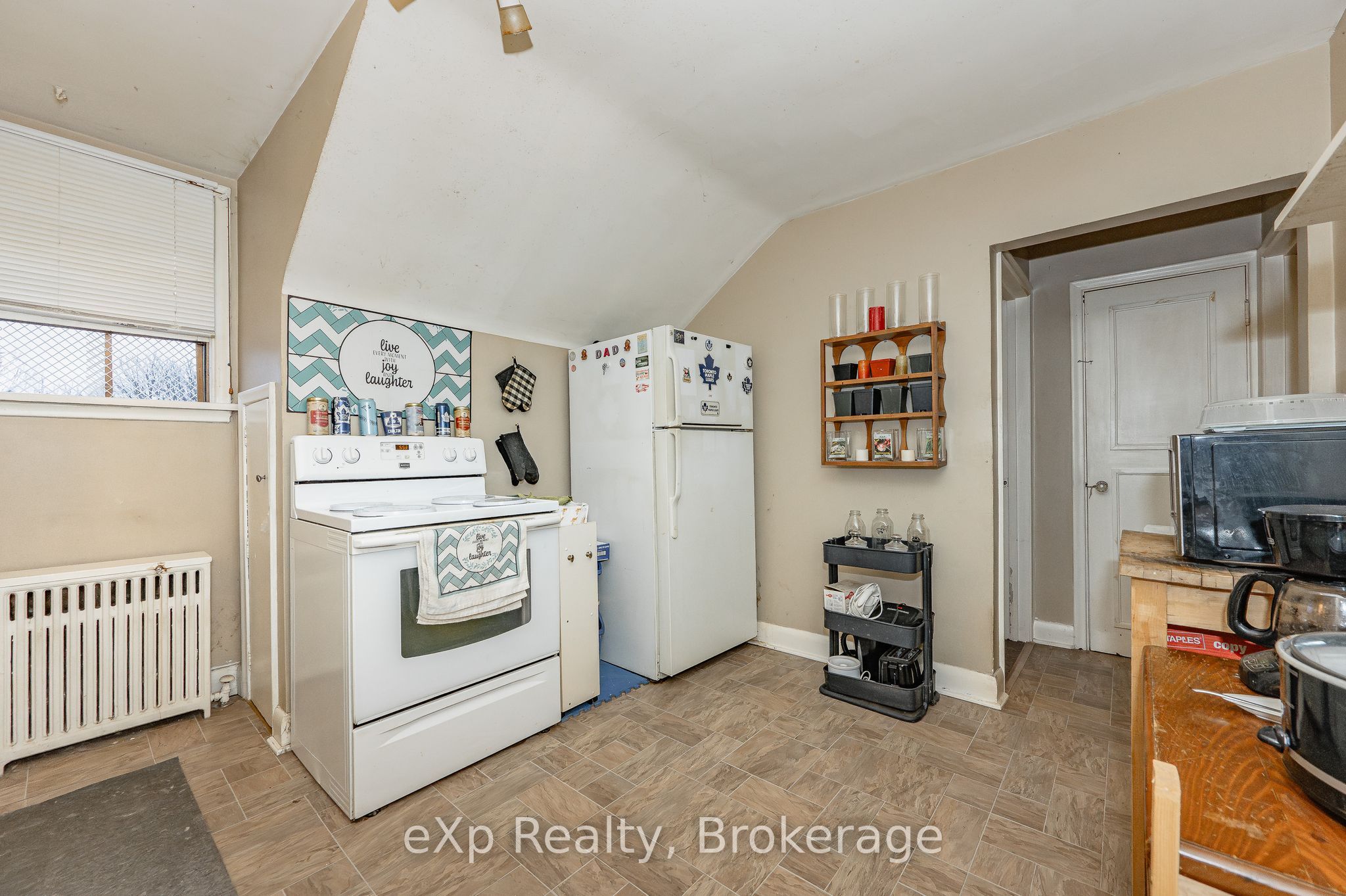 9 Cambridge Street Property Photo 29