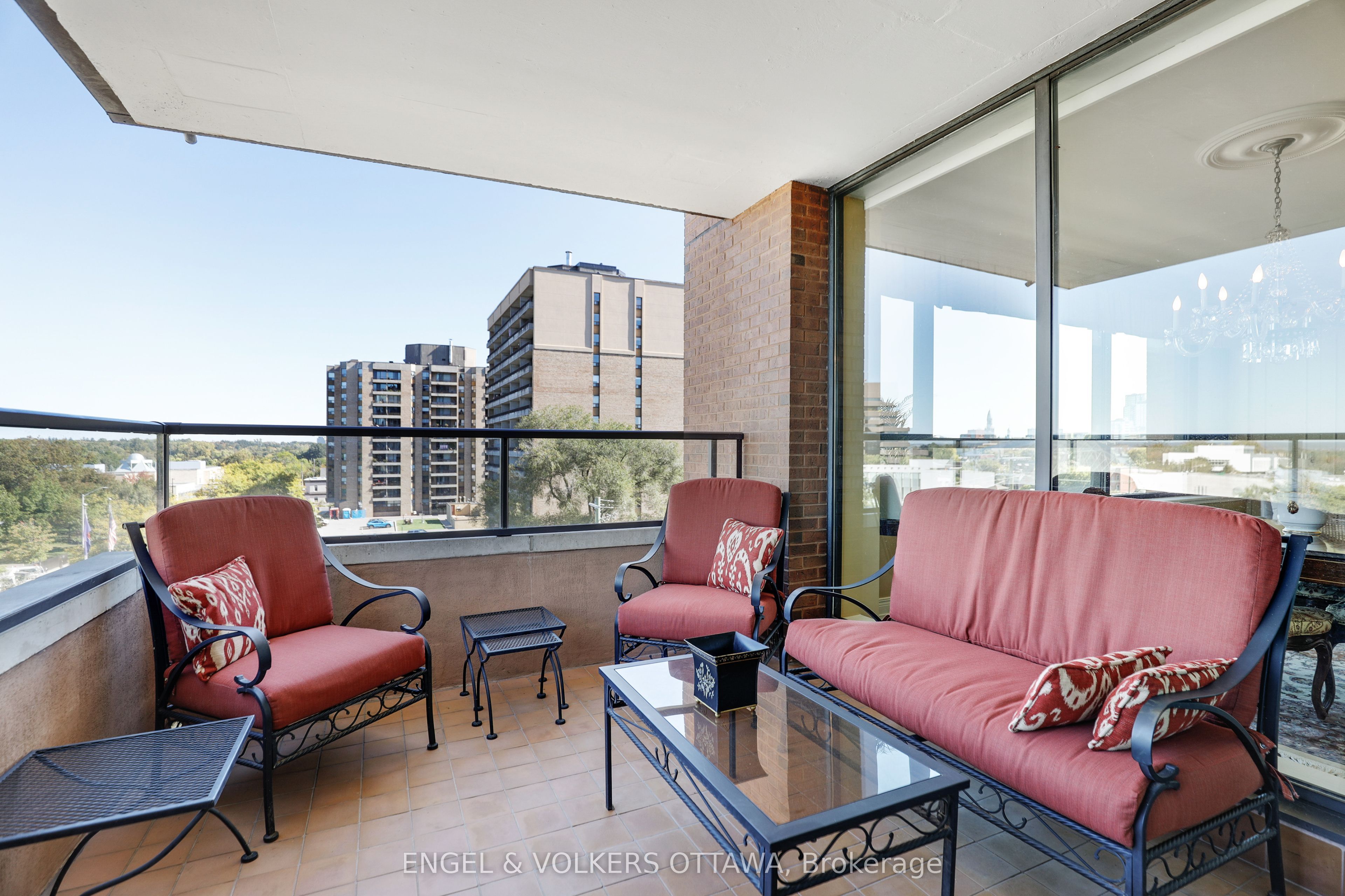 #503 - 40 Boteler Street Property Photo 19