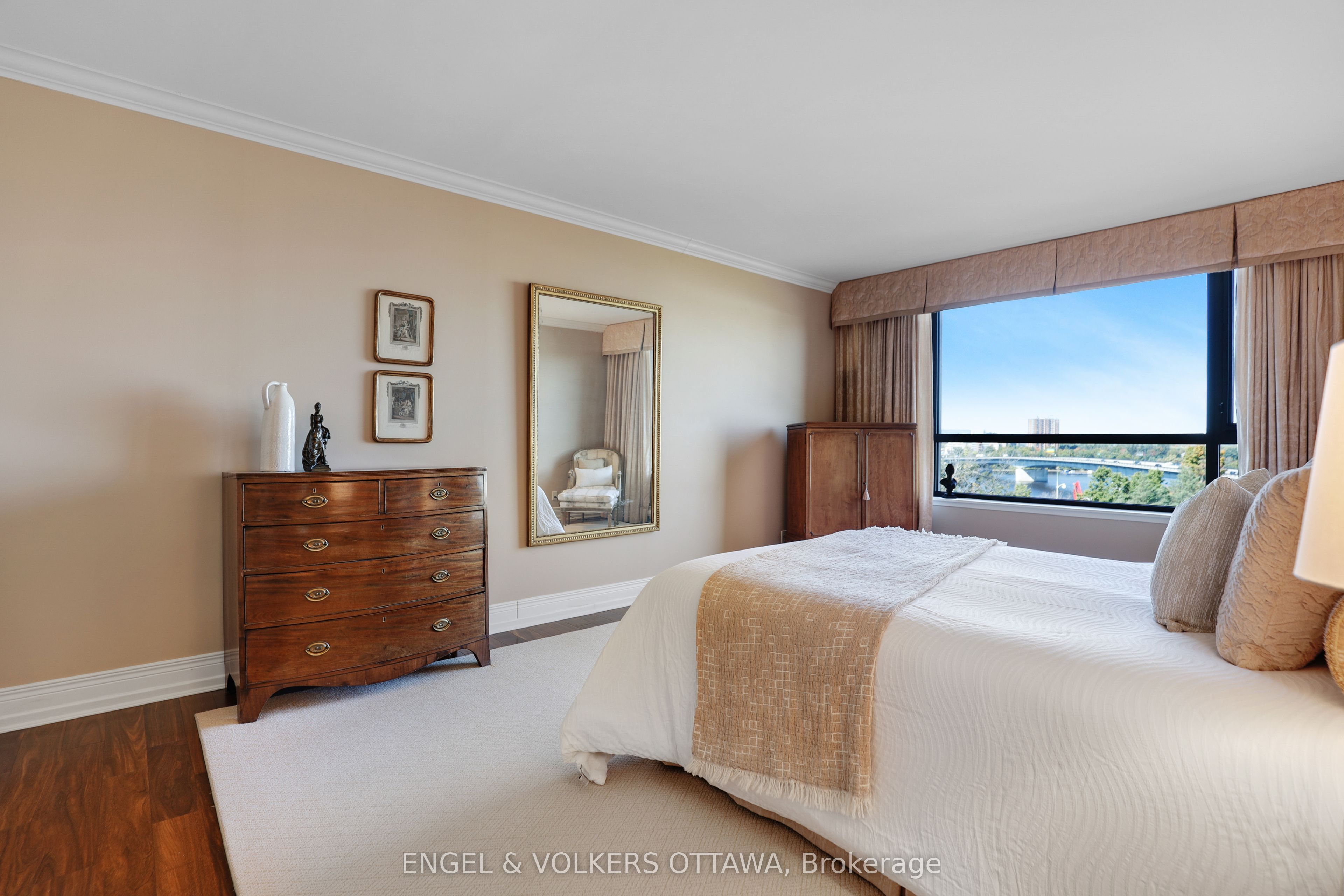 #503 - 40 Boteler Street Property Photo 22