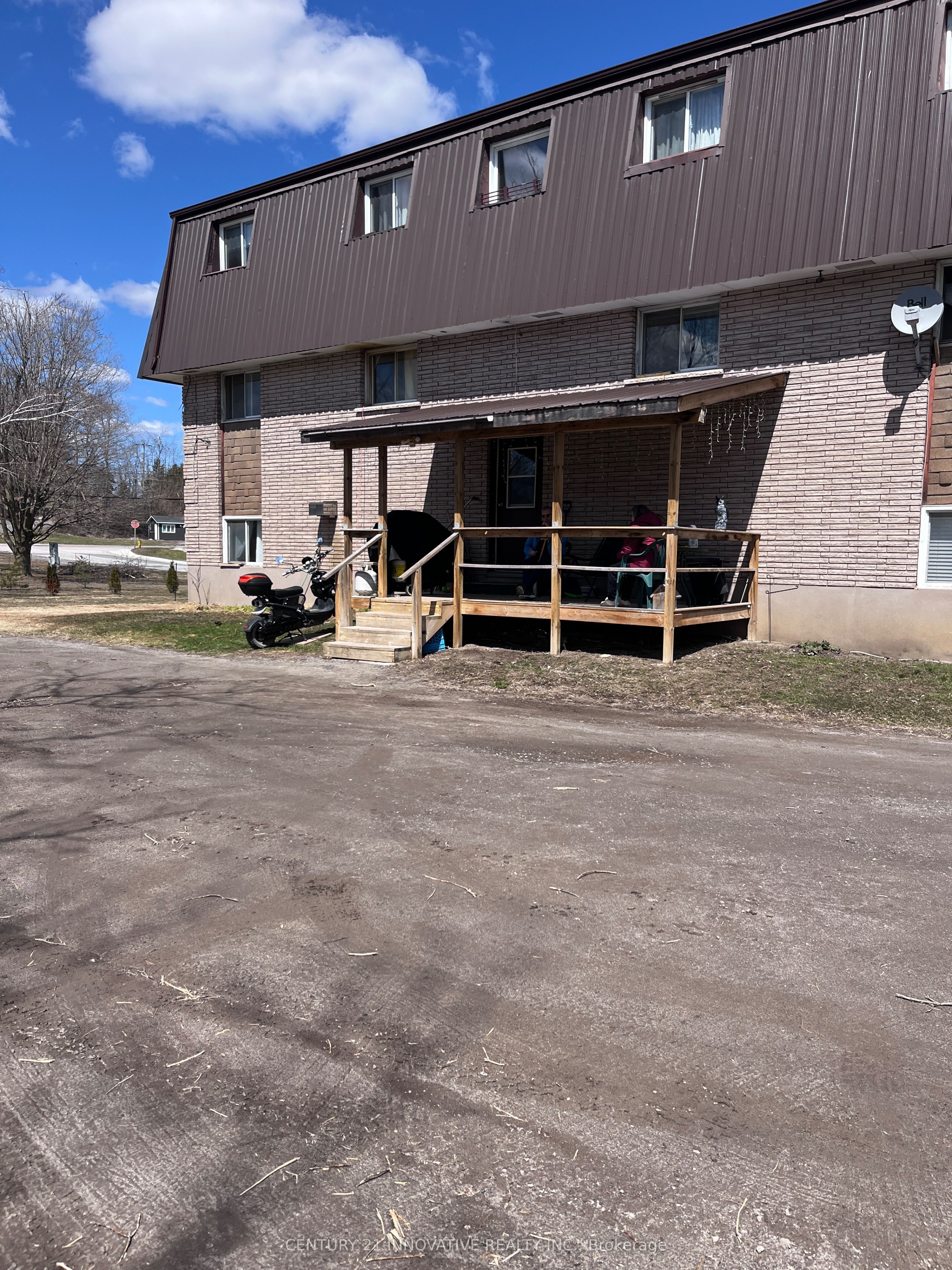 15 Elm Street Property Photo 4