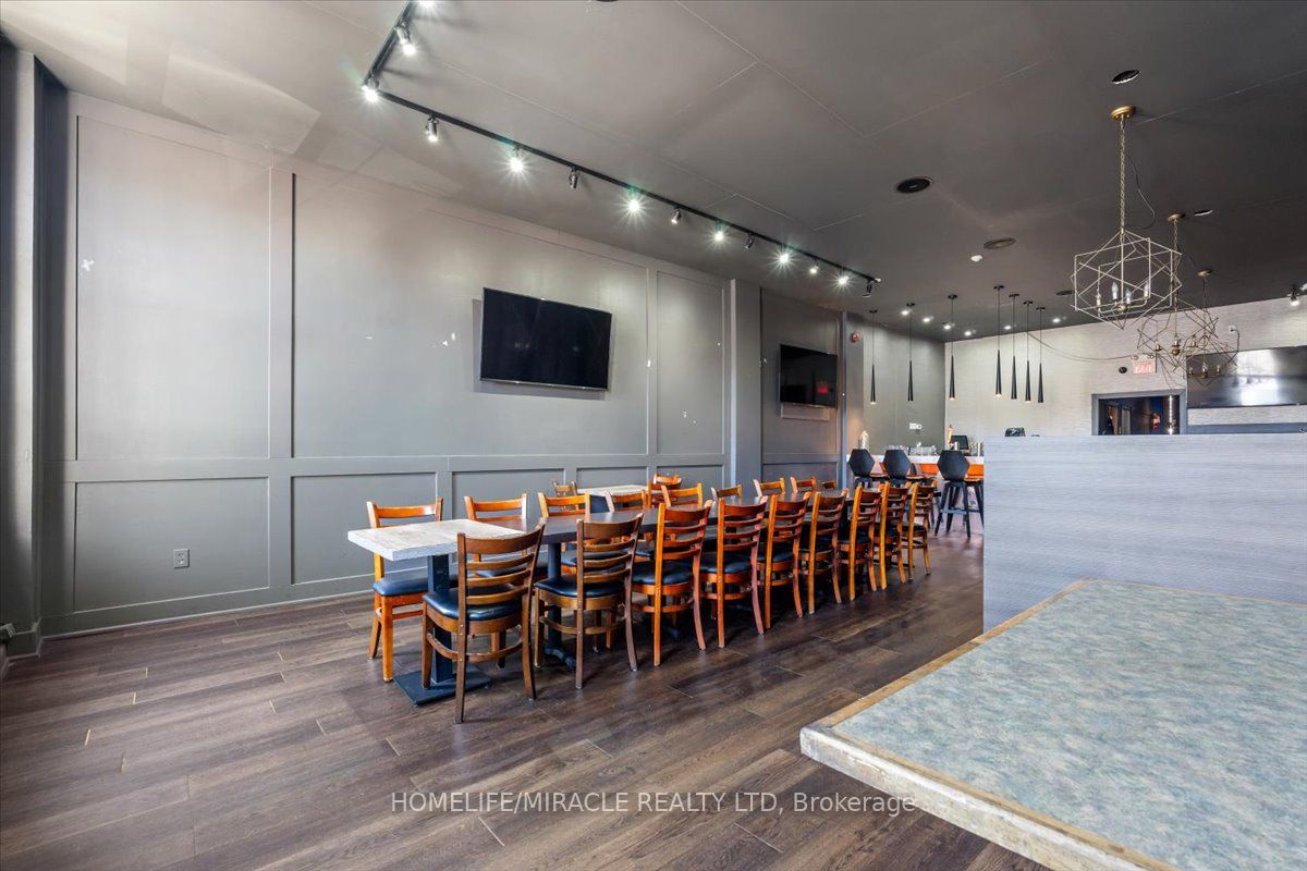 20 Ontario Street Property Photo 12