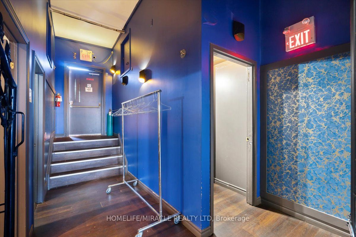 20 Ontario Street Property Photo 19