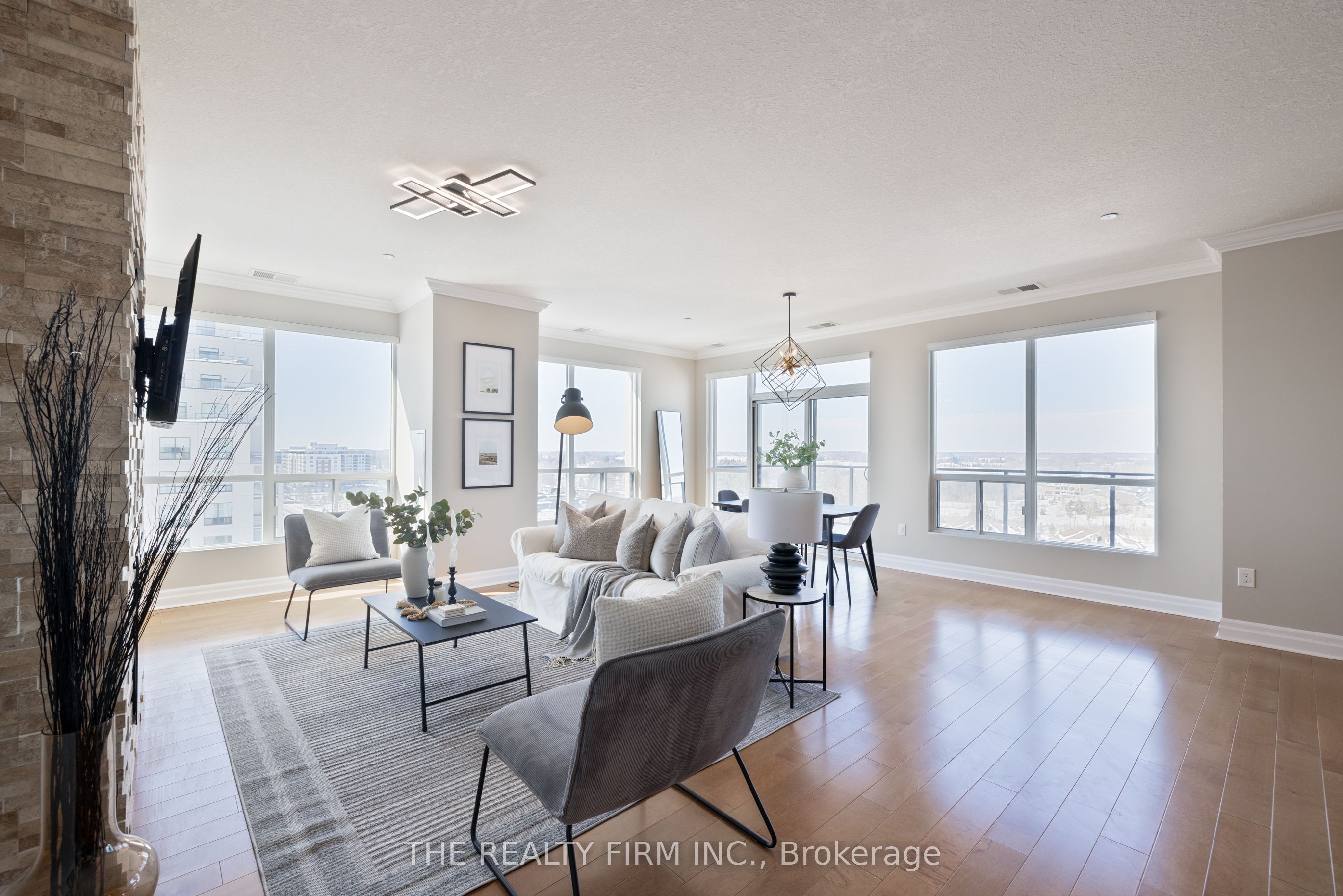 #1011 - 240 Villagewalk Boulevard Property Photo 11