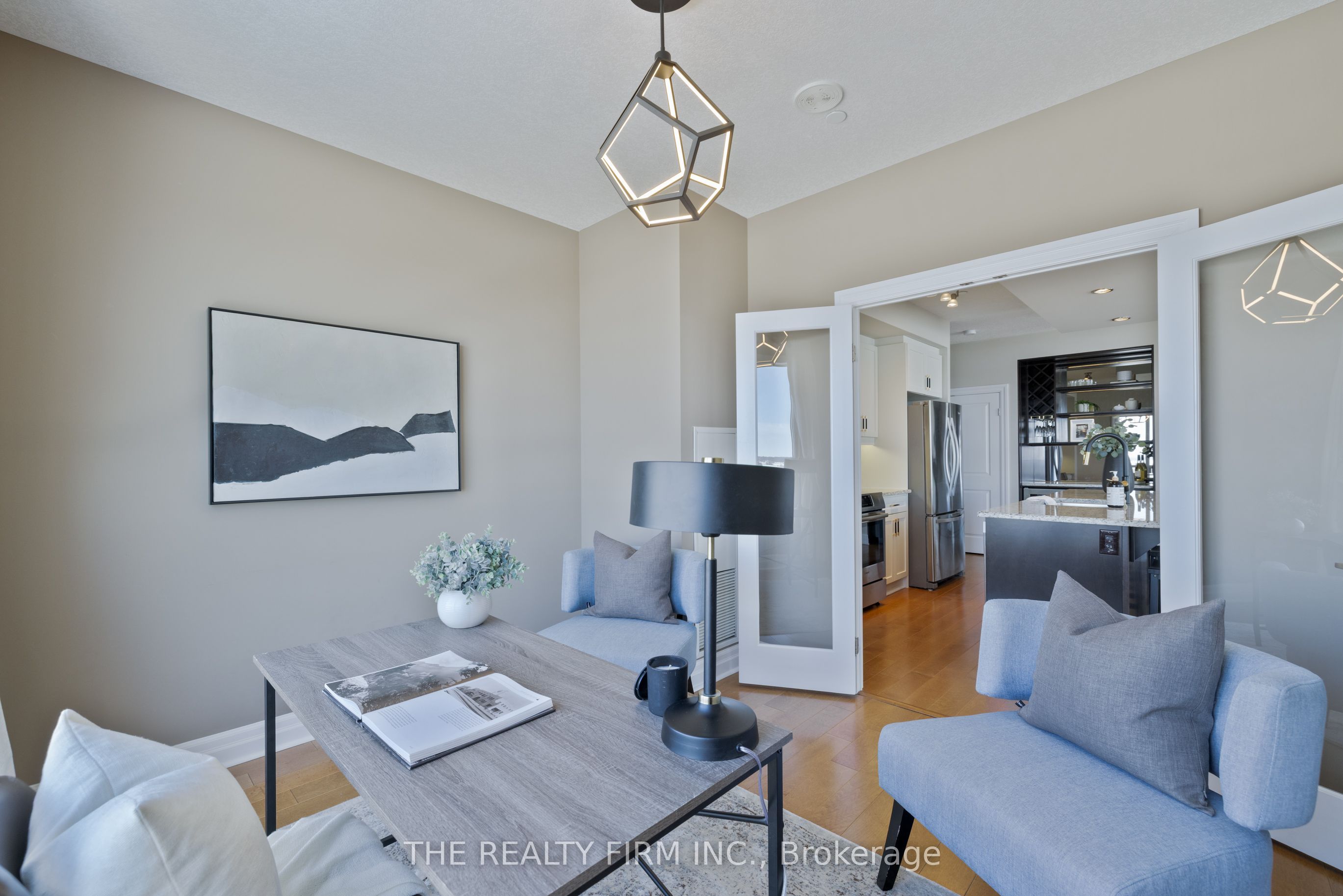 #1011 - 240 Villagewalk Boulevard Property Photo 15