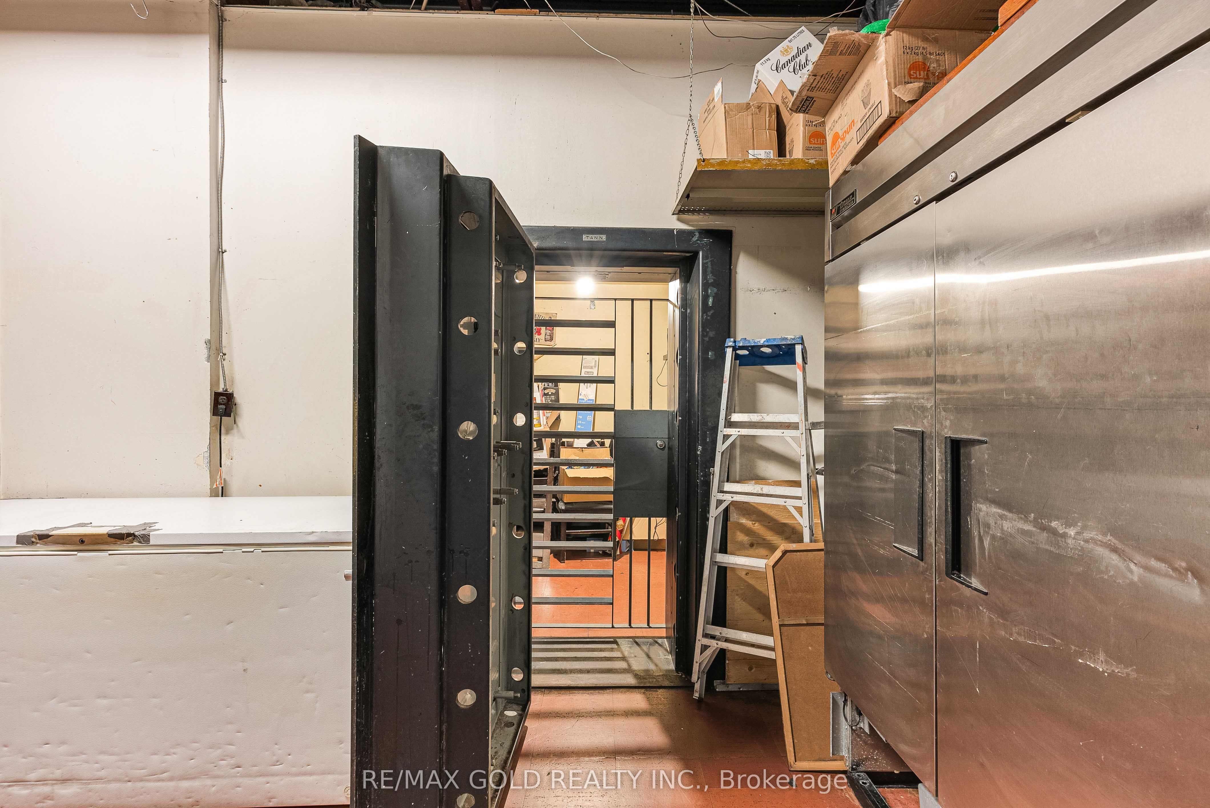 625 Greenhill Avenue Property Photo 31