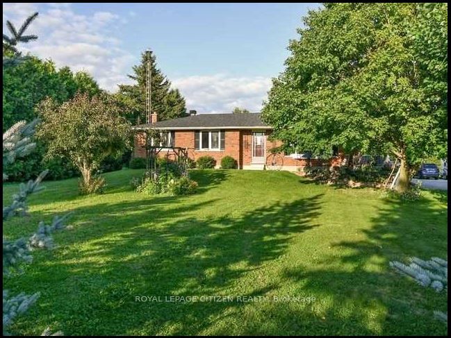 394073 County Rd 12 Property Photo