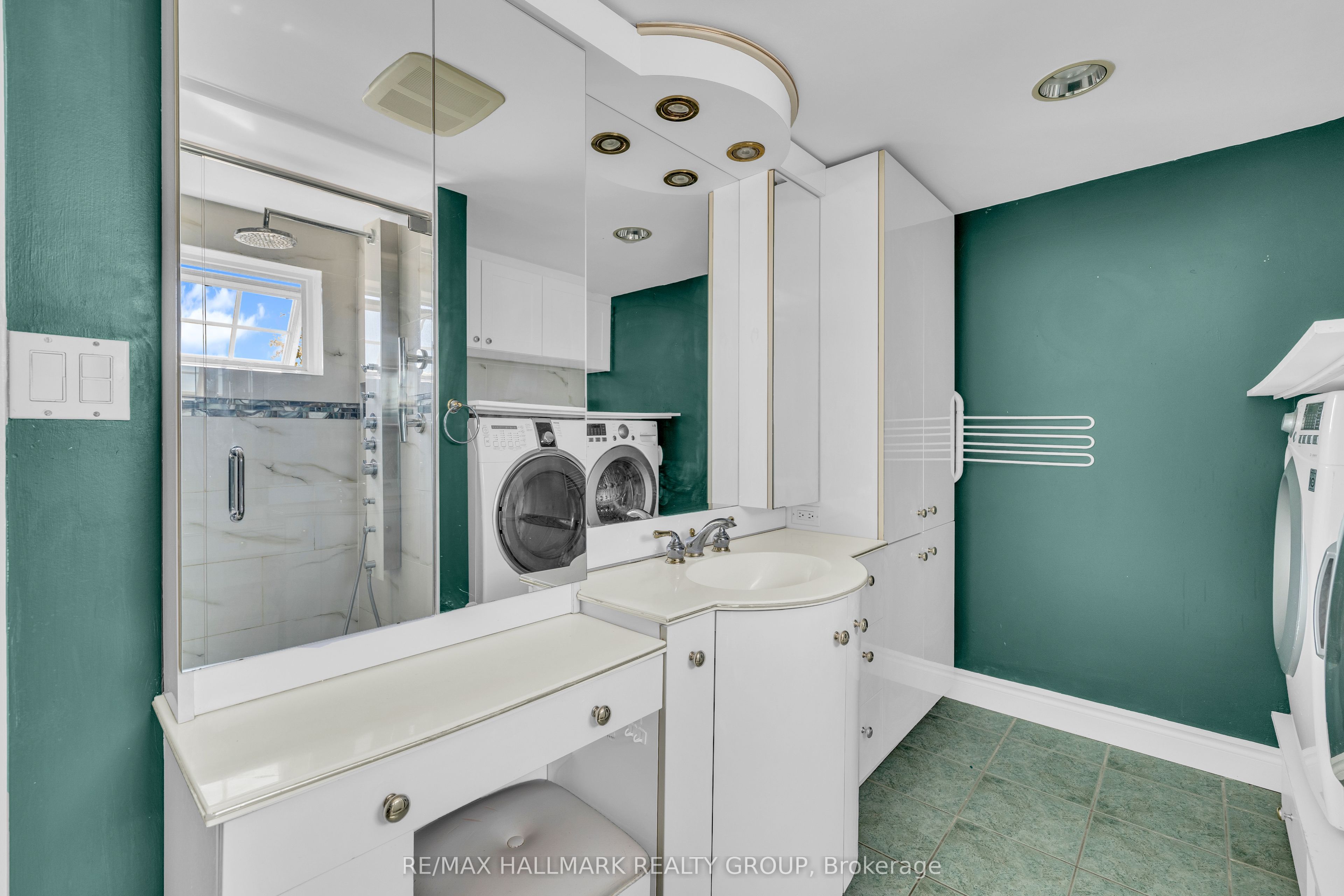 6804-06 Harbour Street Property Photo 28