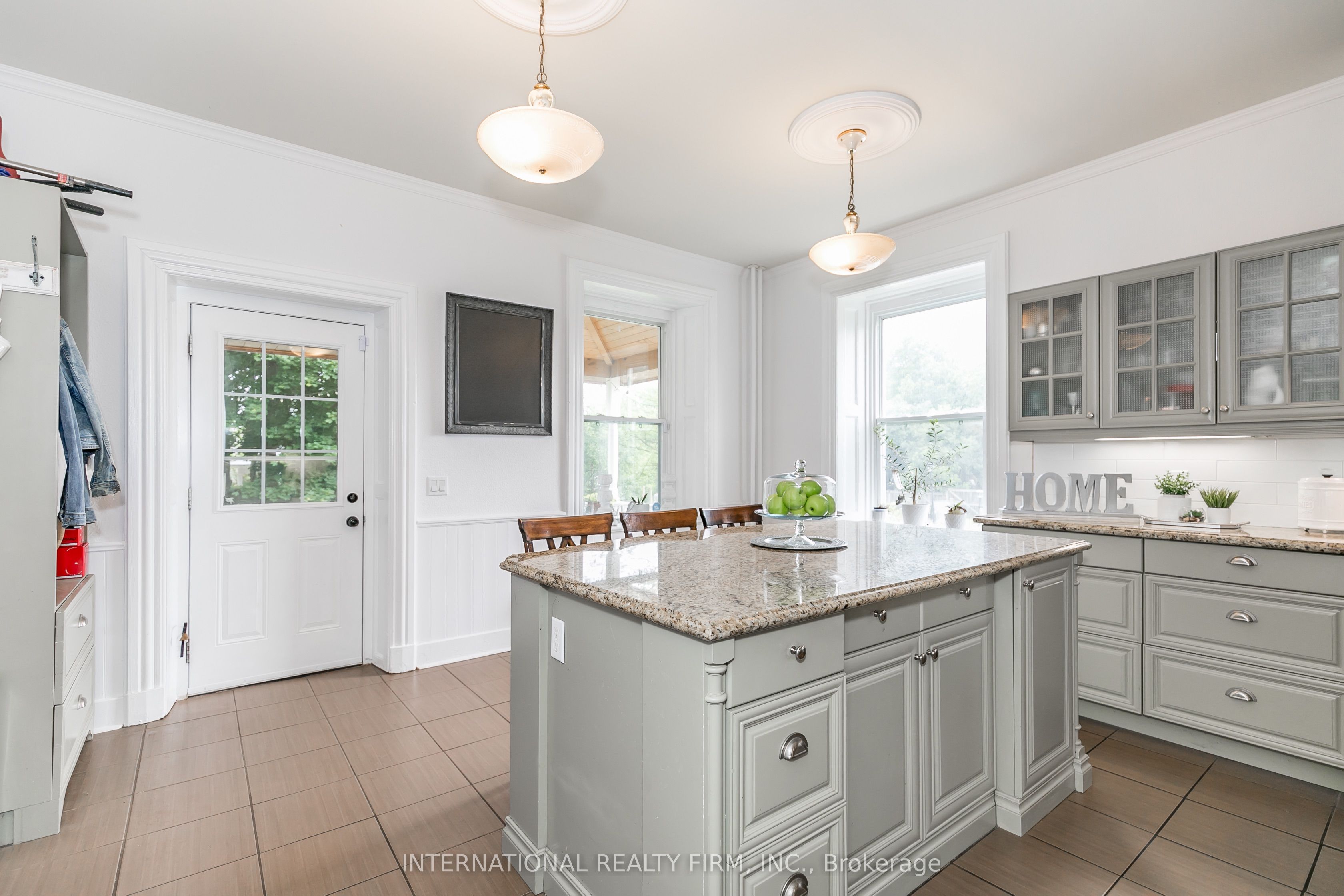 261 Smith Street Property Photo 16
