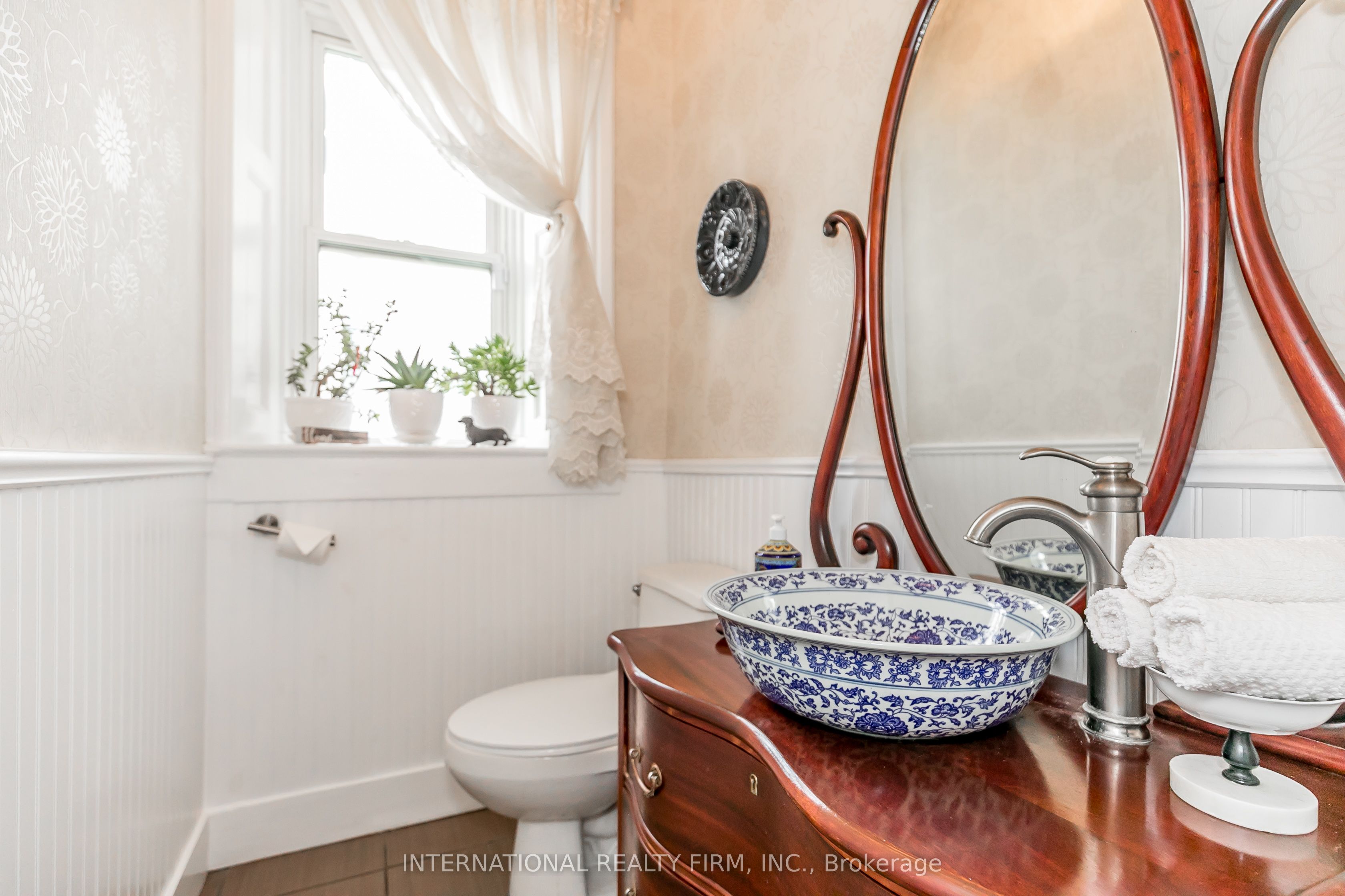 261 Smith Street Property Photo 18