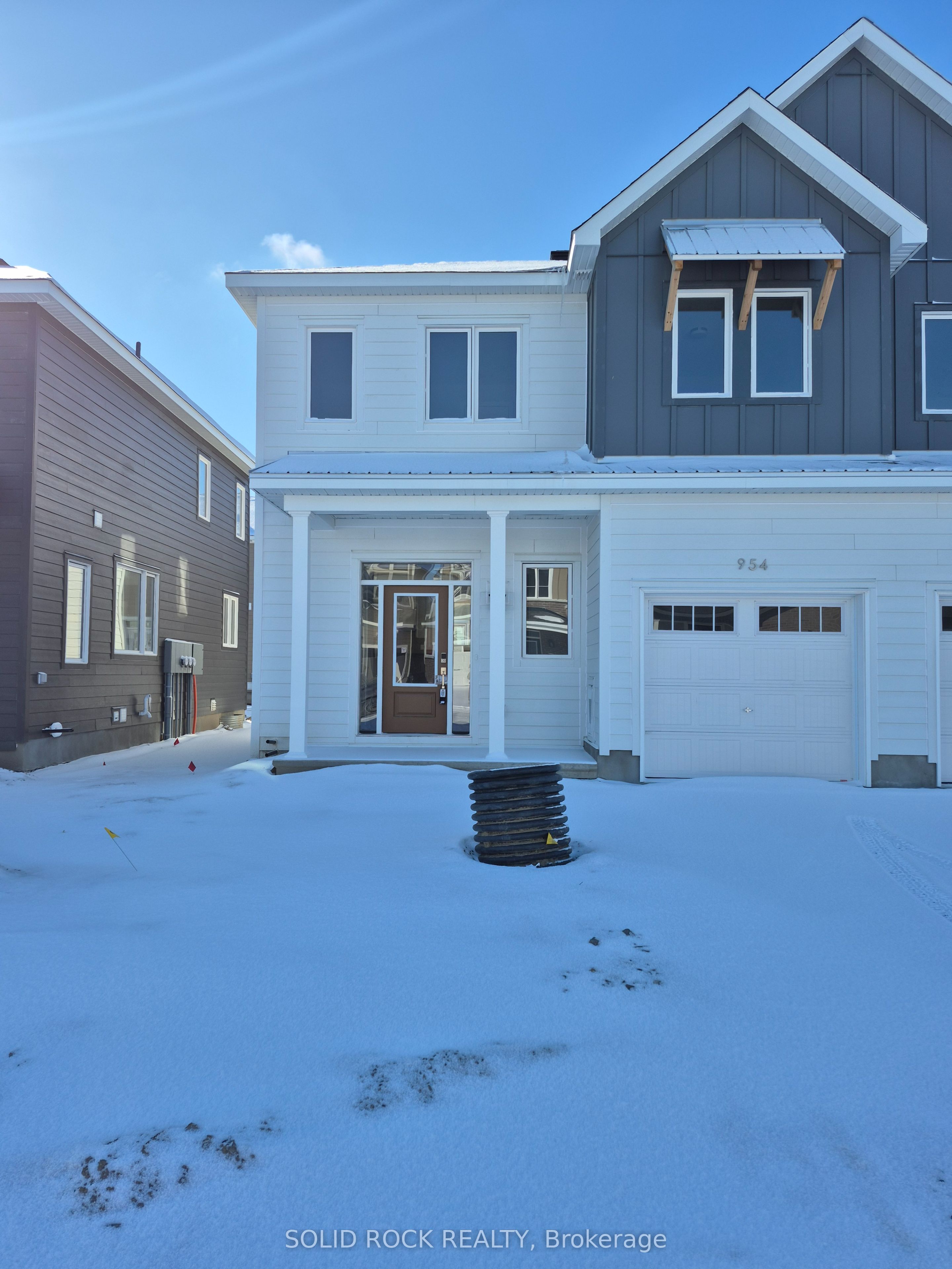 954 Seagrave Lane Property Photo