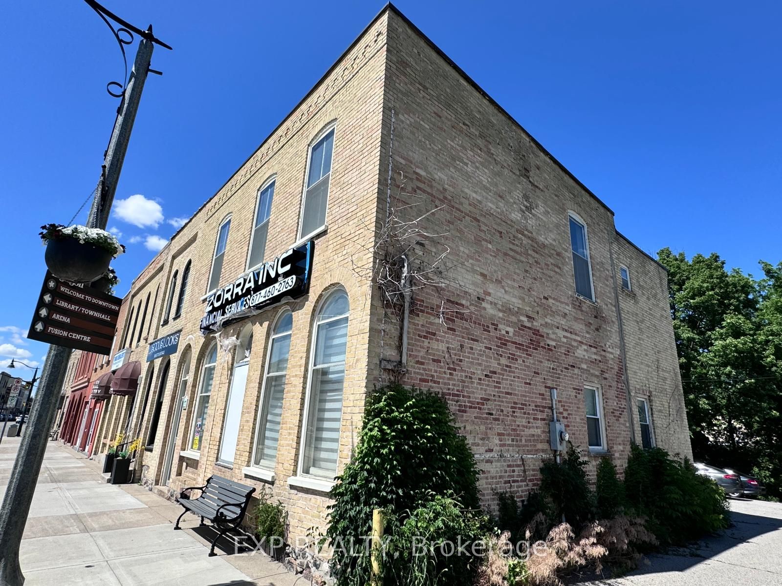 183 Thames Street Property Photo 2