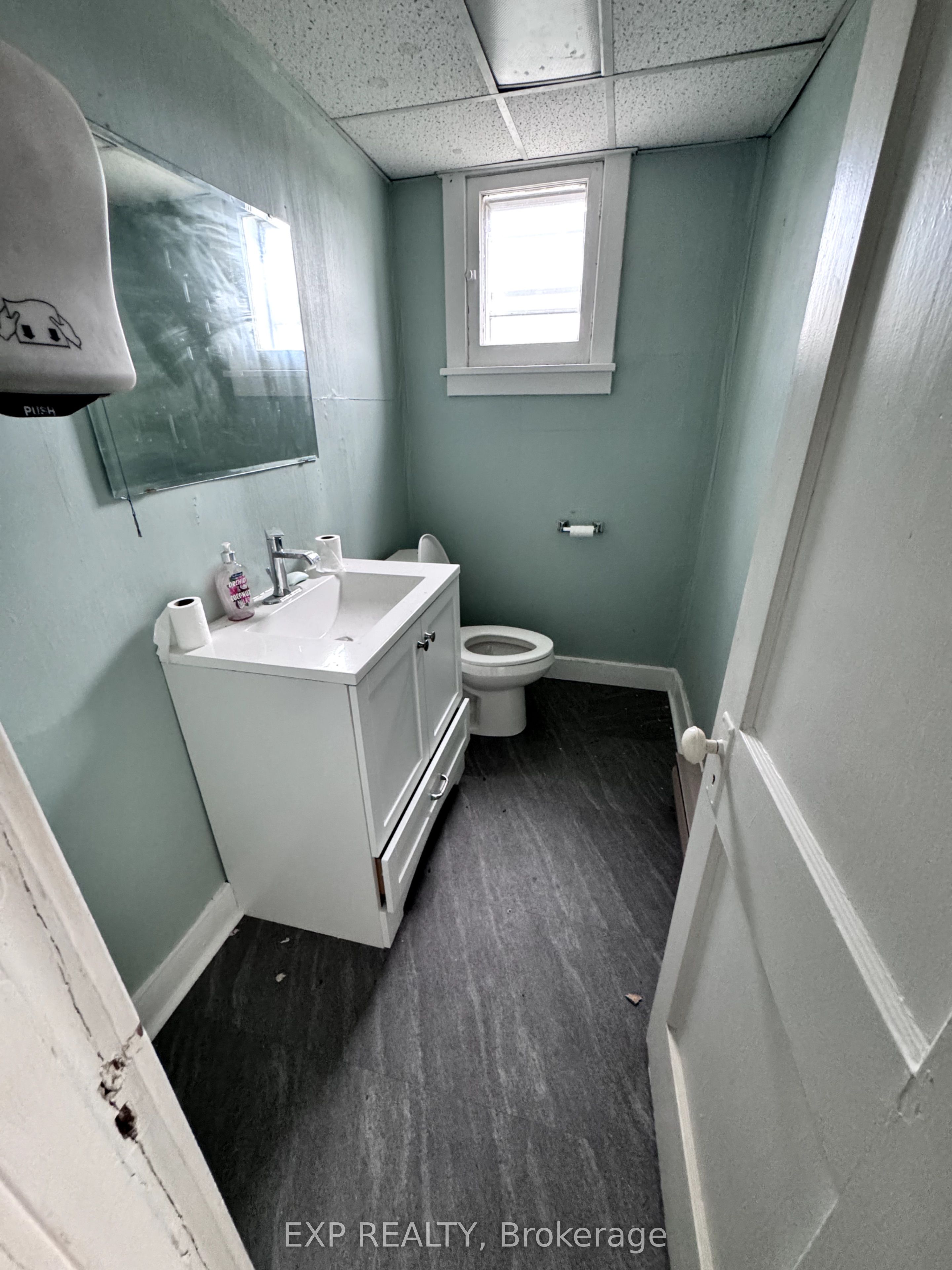 183 Thames Street Property Photo 46