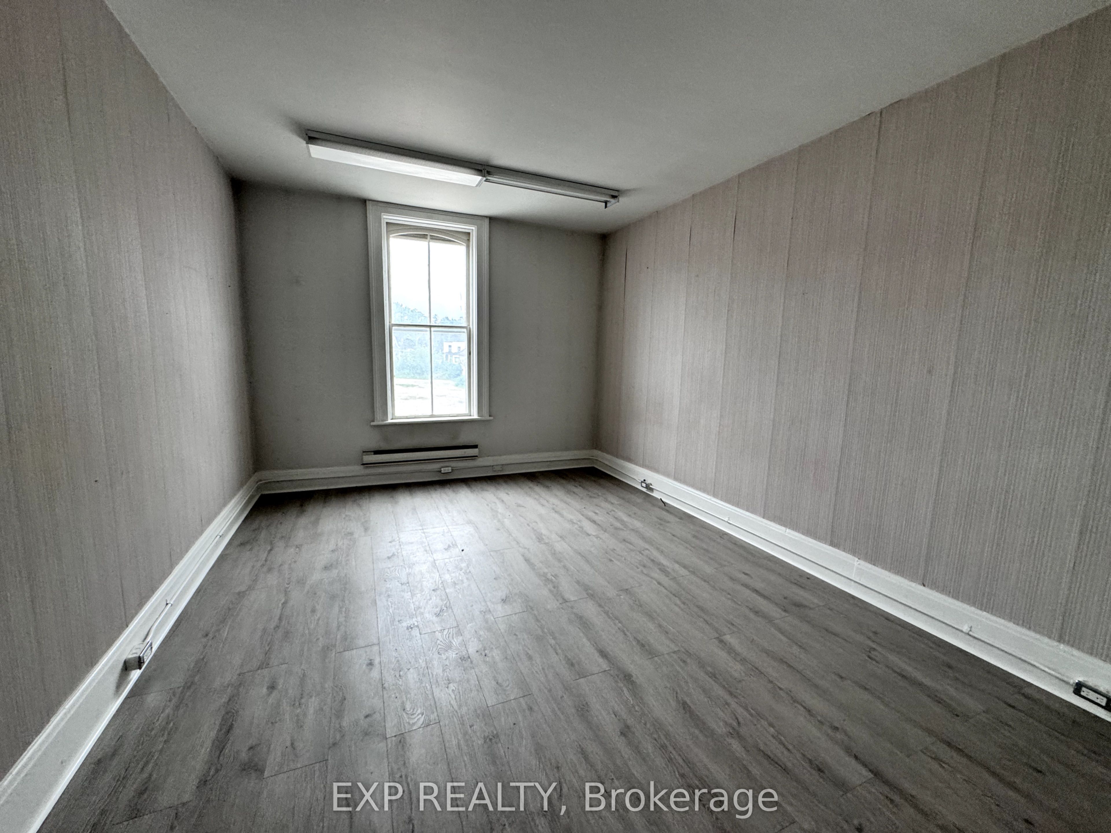 183 Thames Street Property Photo 48