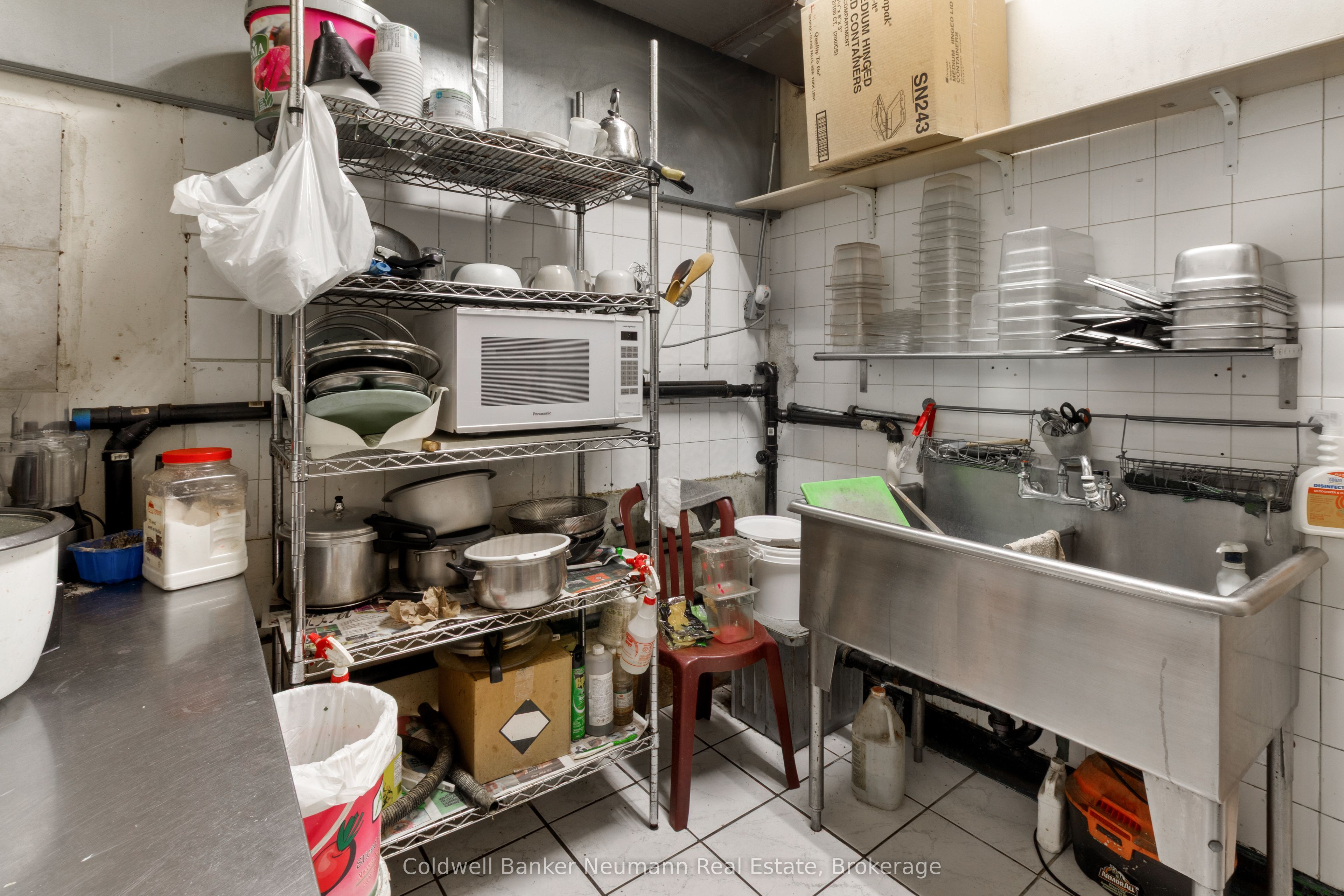 75 Macdonell Street Property Photo 11