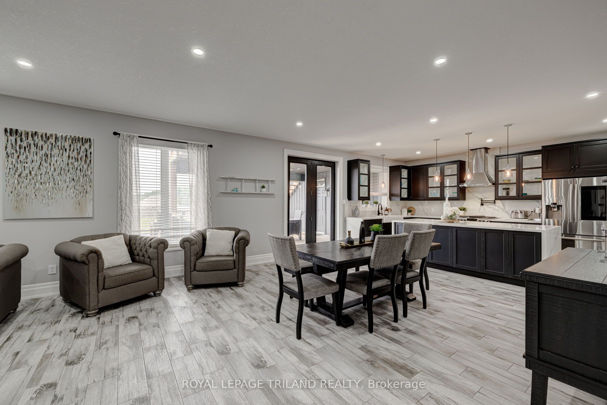 22345 Allen Road Property Photo 12