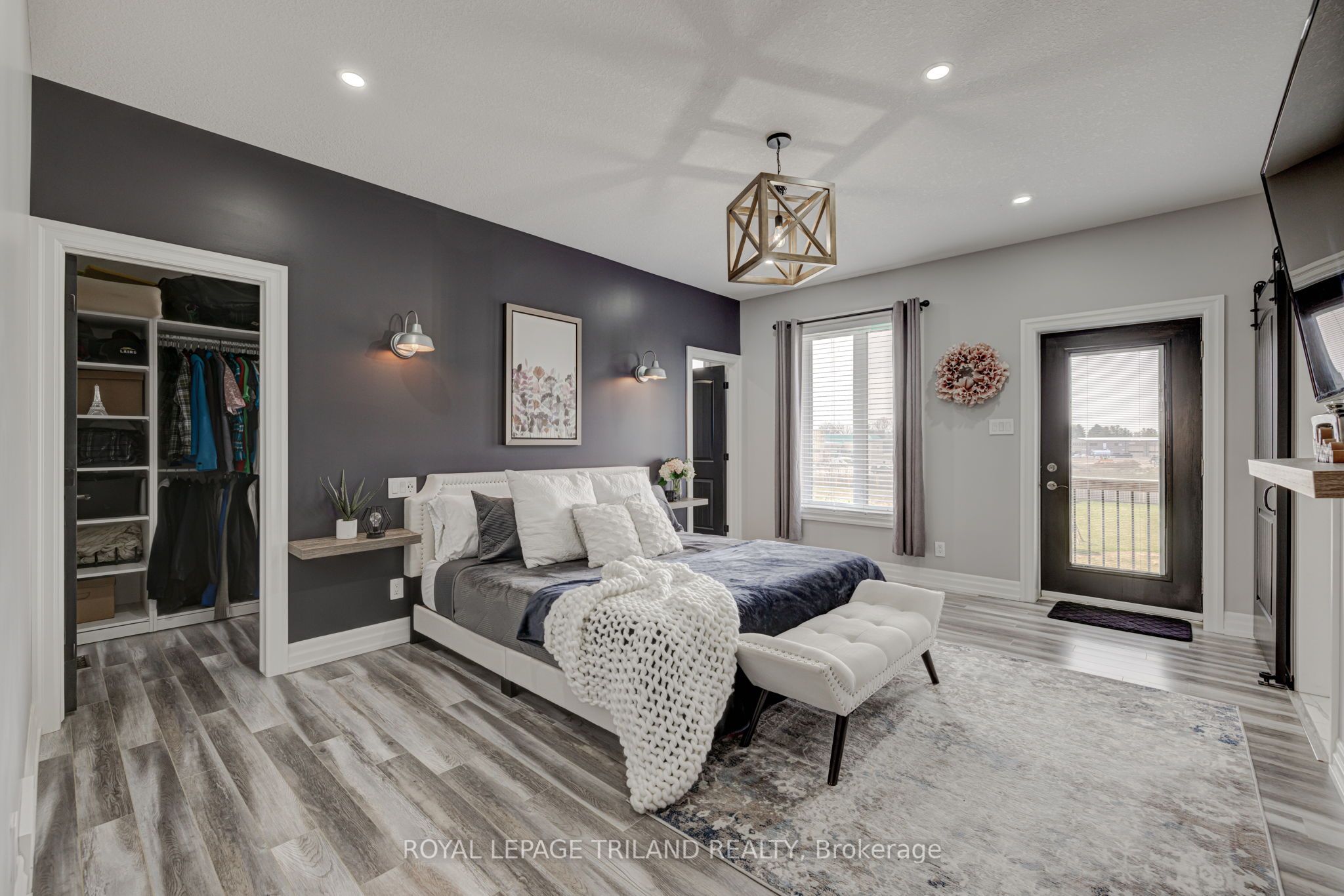 22345 Allen Road Property Photo 20