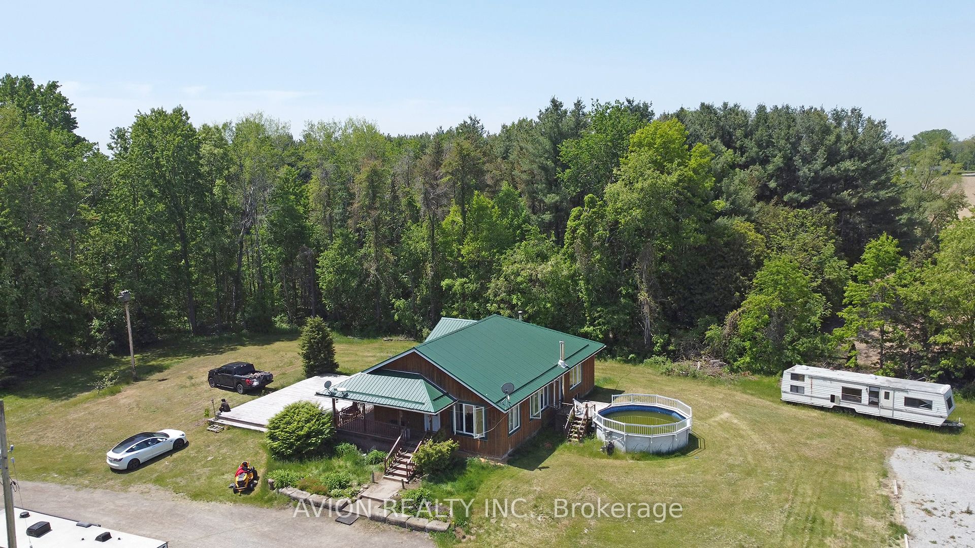 1229 Regional Rd 19 Road Property Photo 4