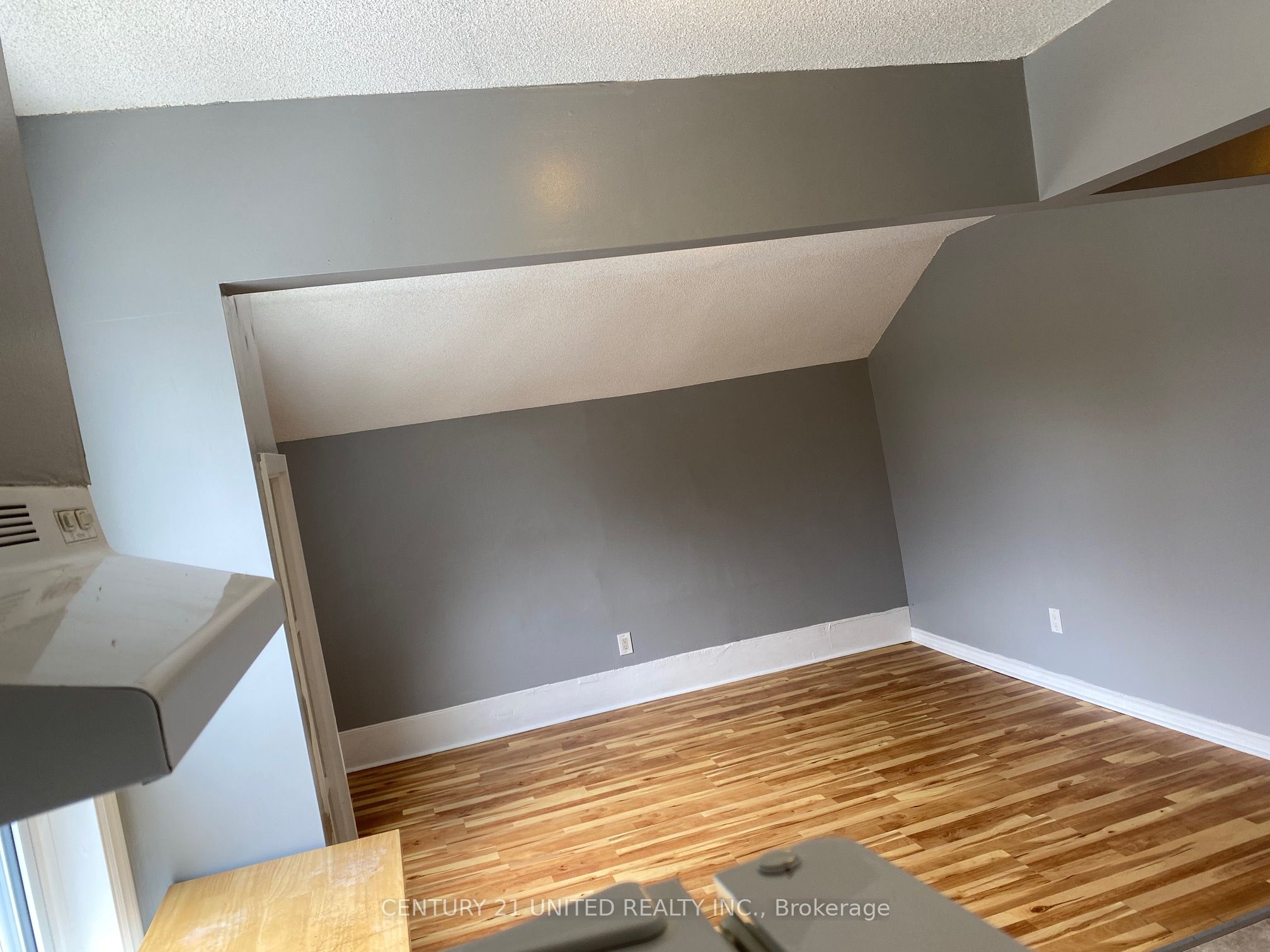 35 Evans Street Property Photo 15