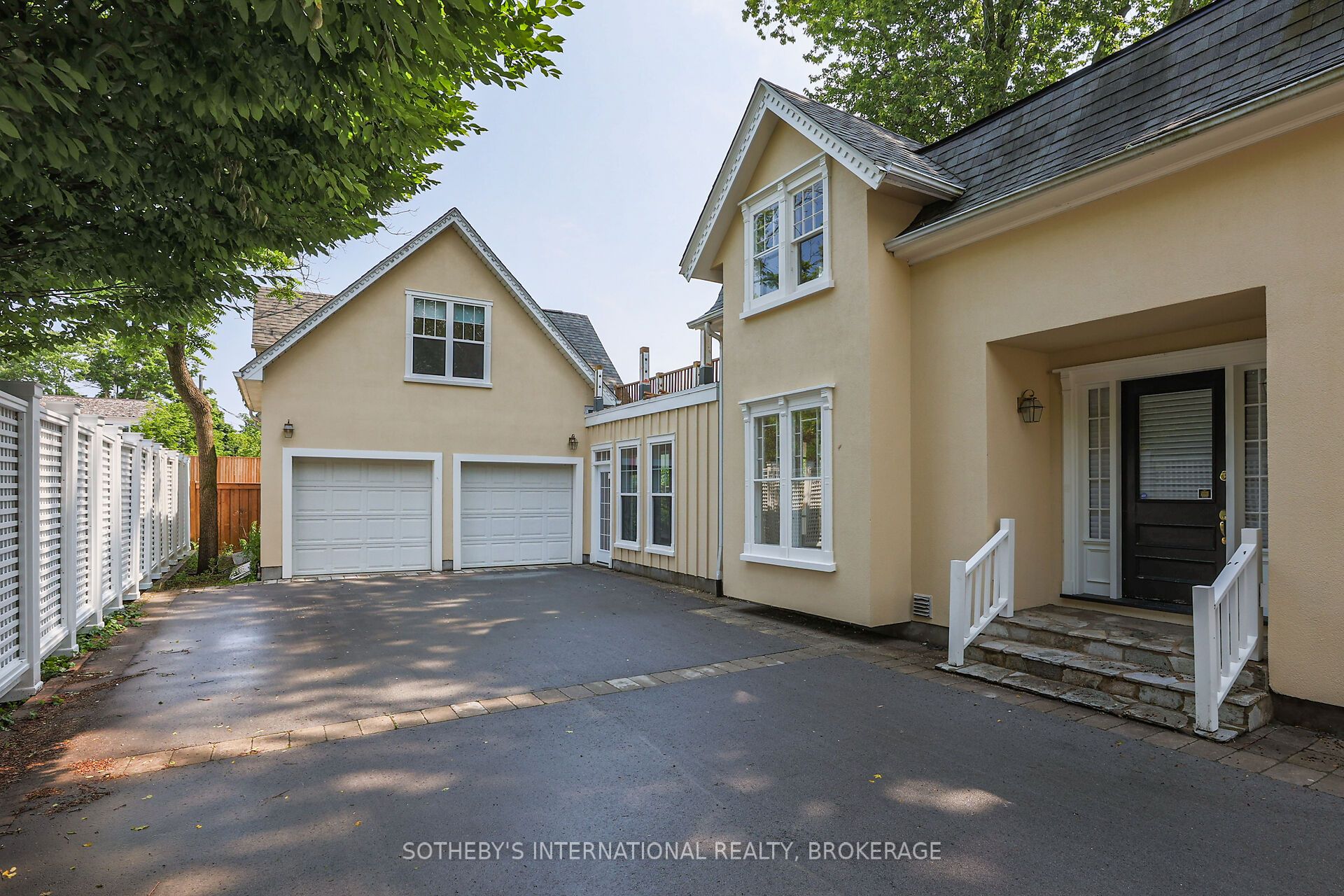 129 Johnson Street Property Photo 3