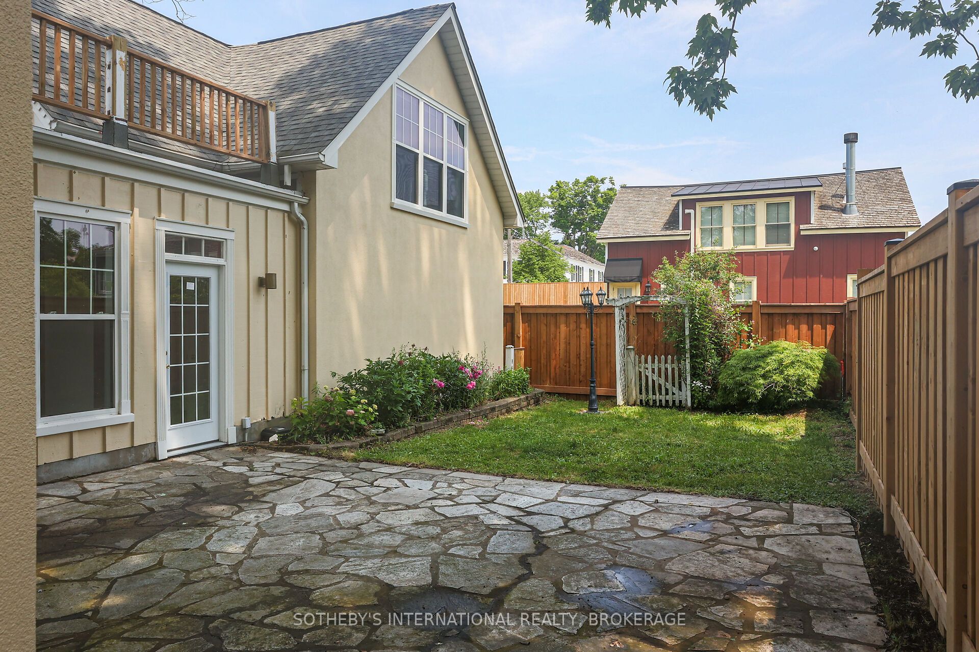 129 Johnson Street Property Photo 11