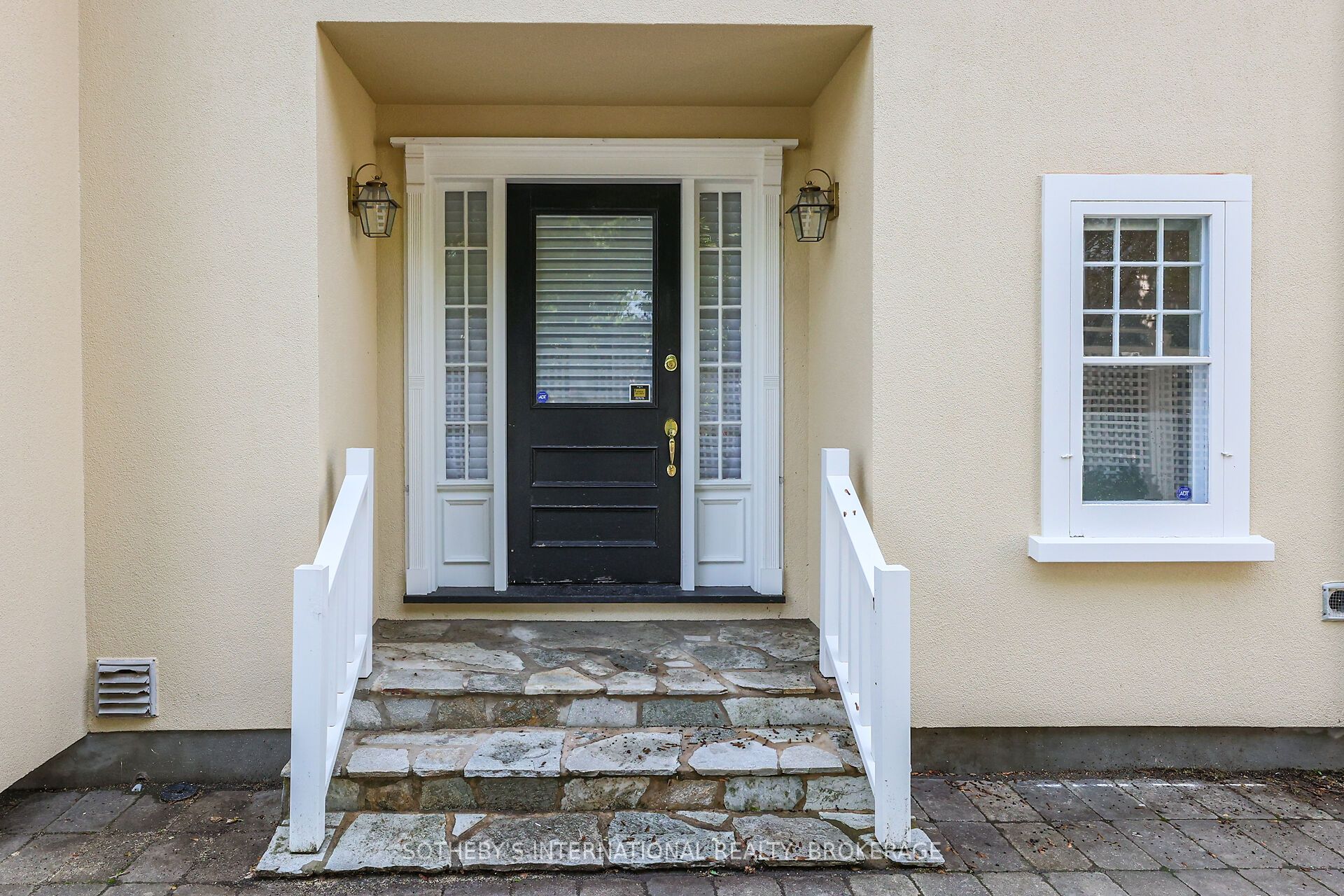 129 Johnson Street Property Photo 17
