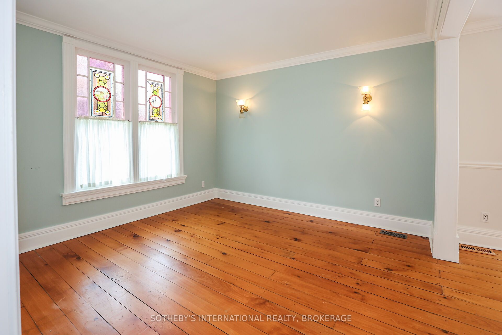129 Johnson Street Property Photo 24