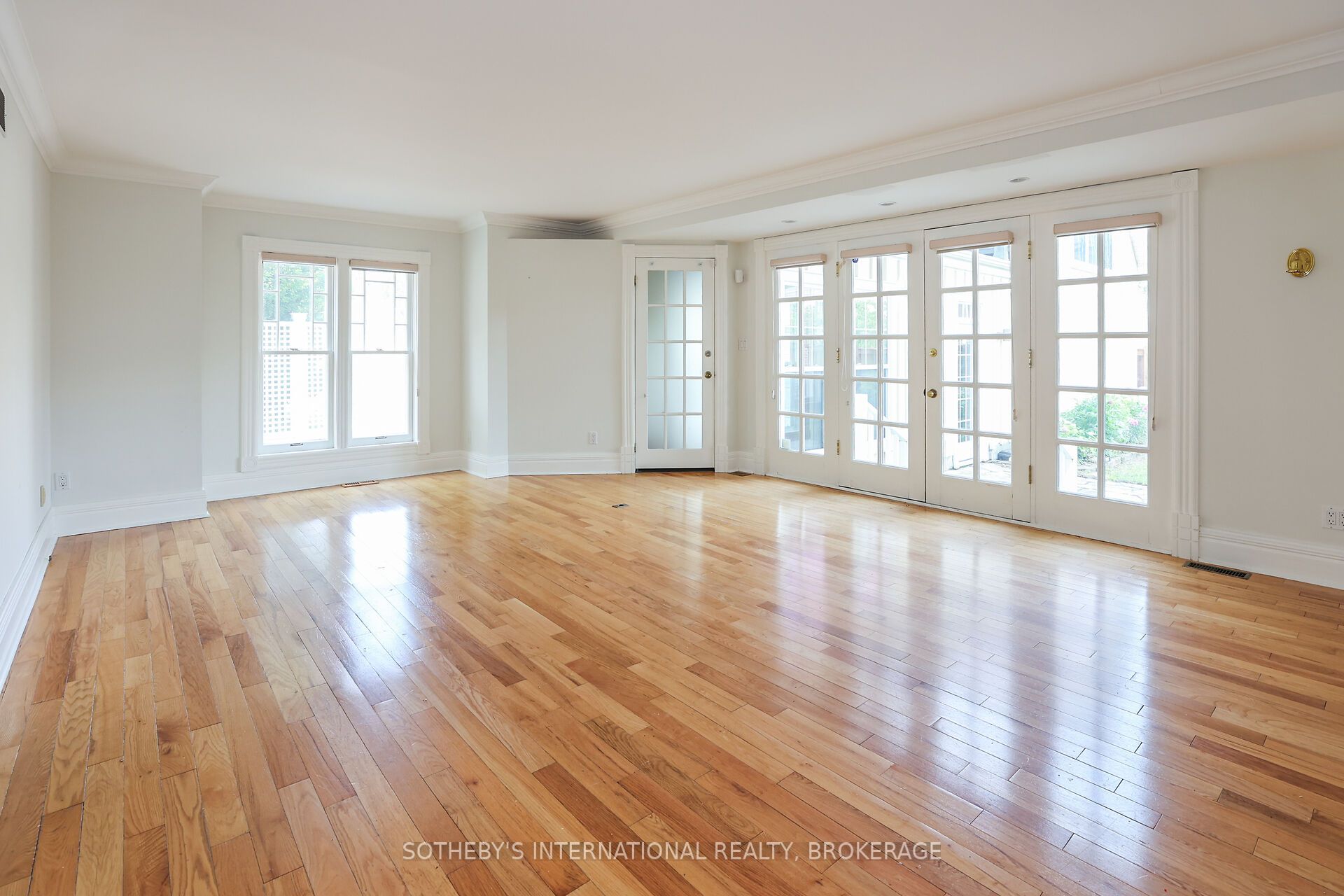 129 Johnson Street Property Photo 27