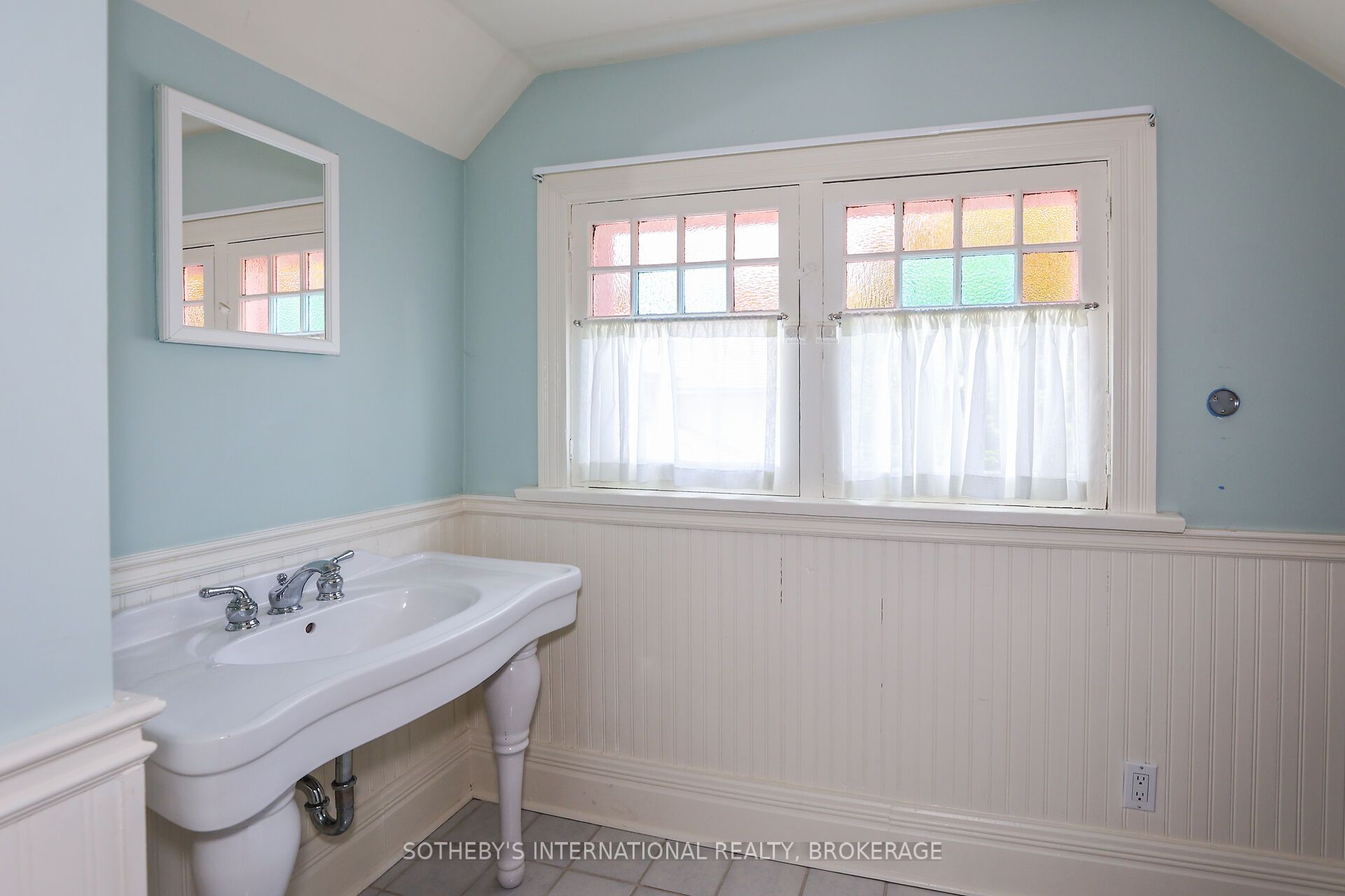 129 Johnson Street Property Photo 32