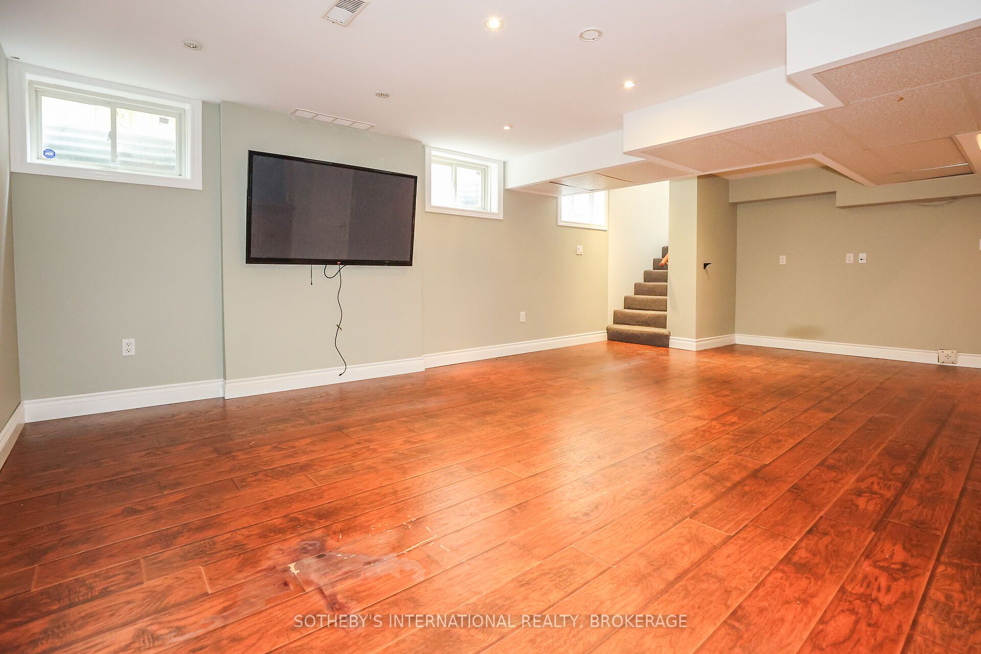 129 Johnson Street Property Photo 42
