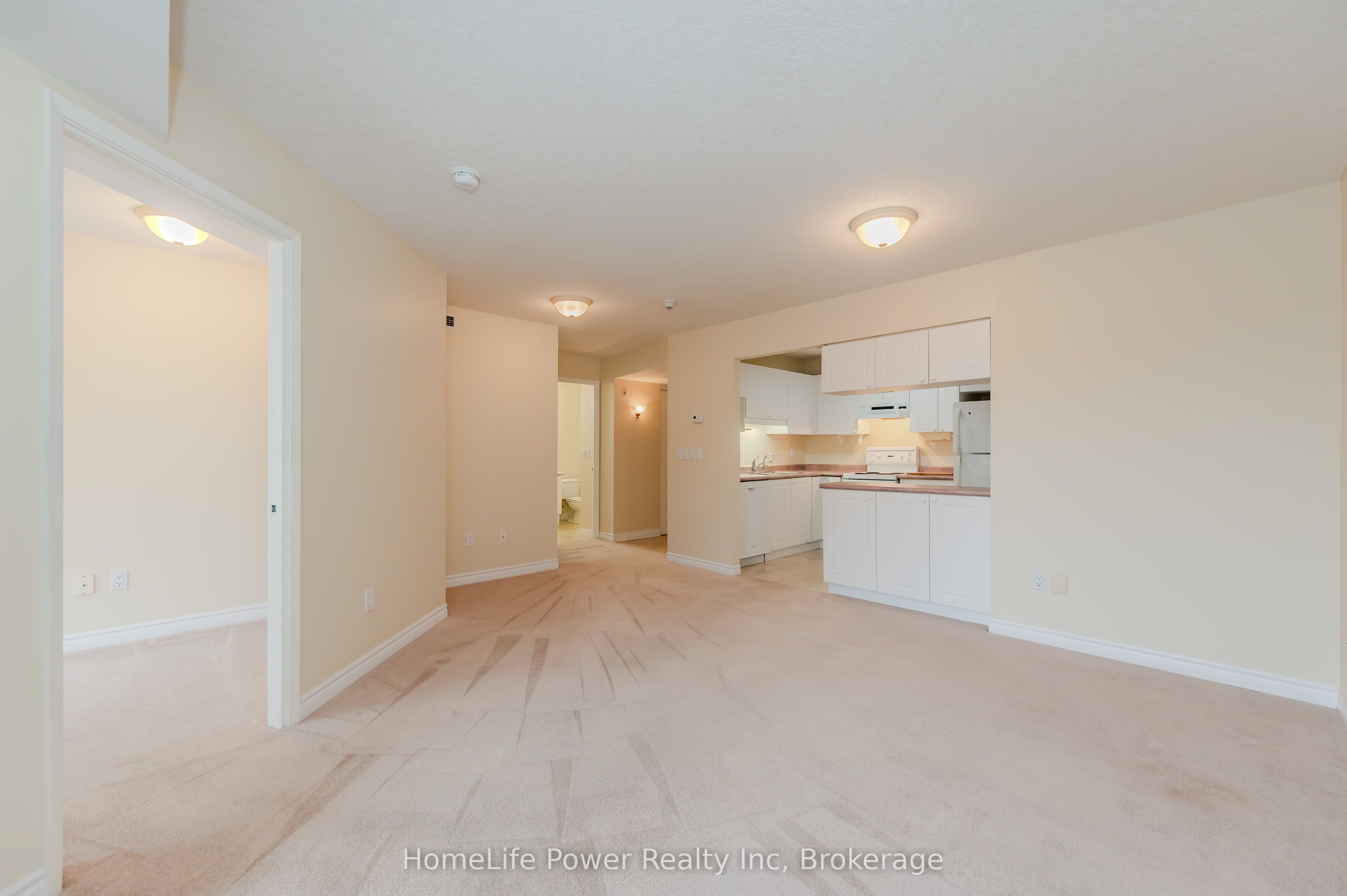 20 St George Street 506 Property Photo 6