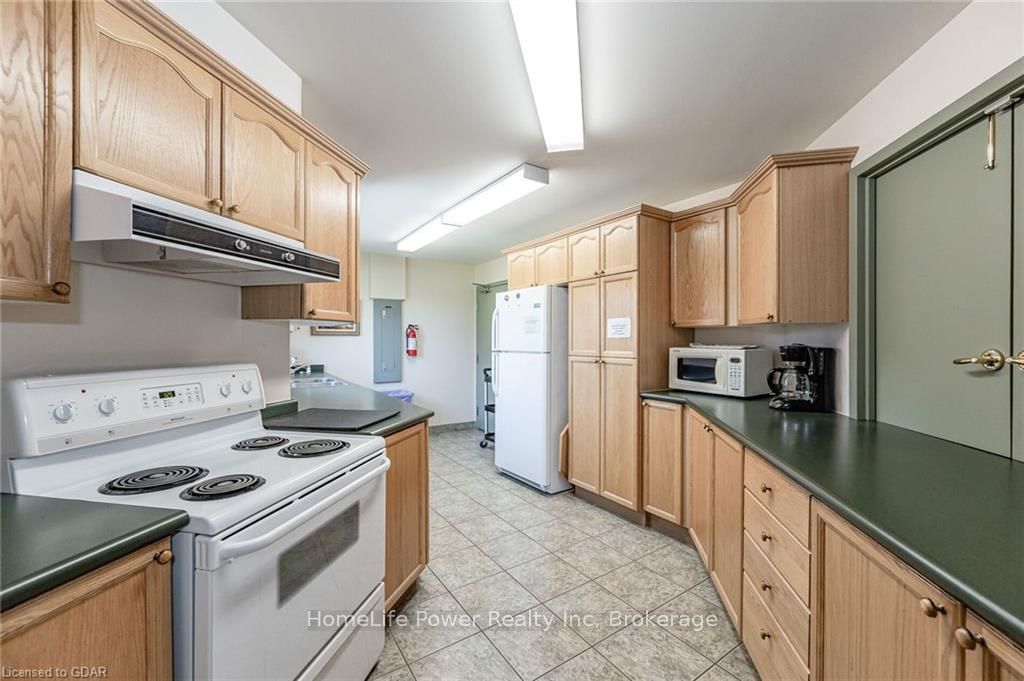 20 St George Street 506 Property Photo 26