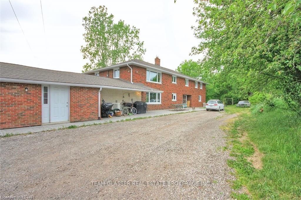 151 Travelled Road Property Photo 3