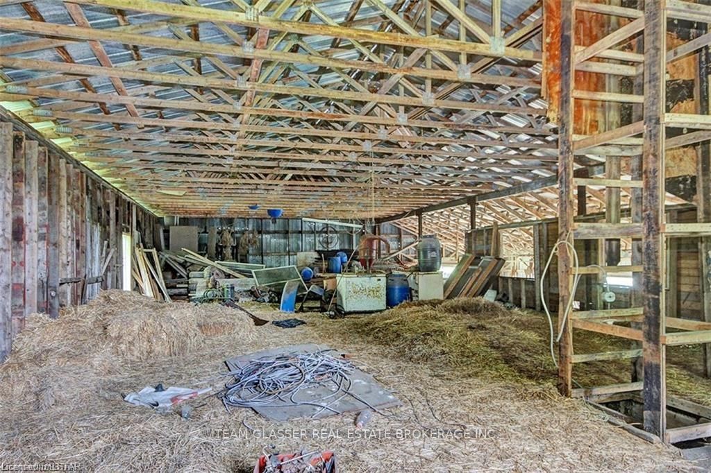 151 Travelled Road Property Photo 32