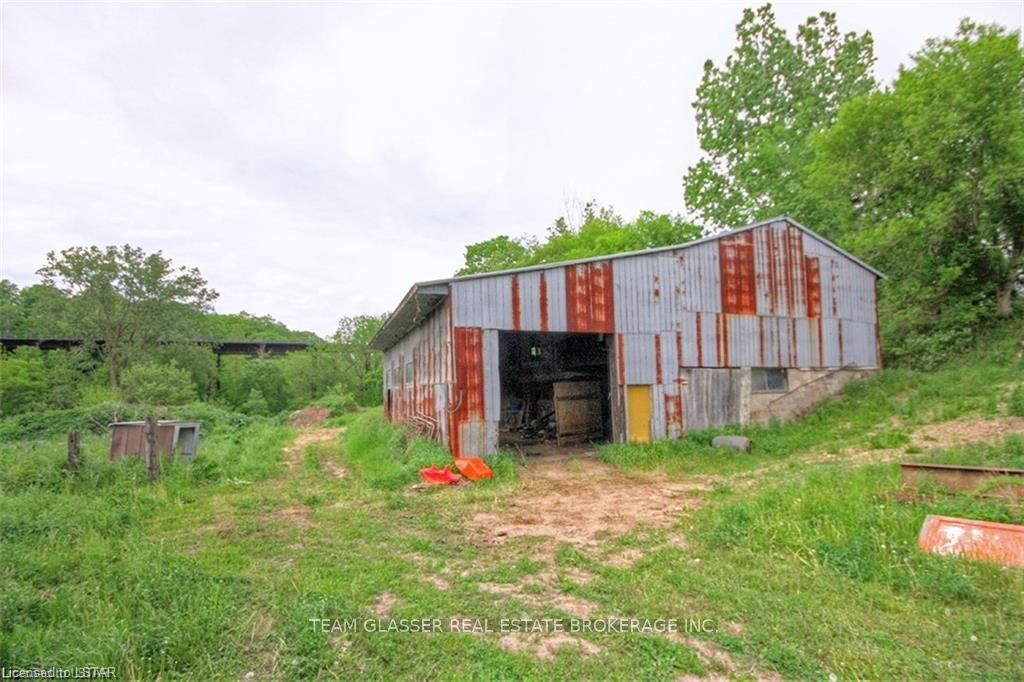 151 Travelled Road Property Photo 37