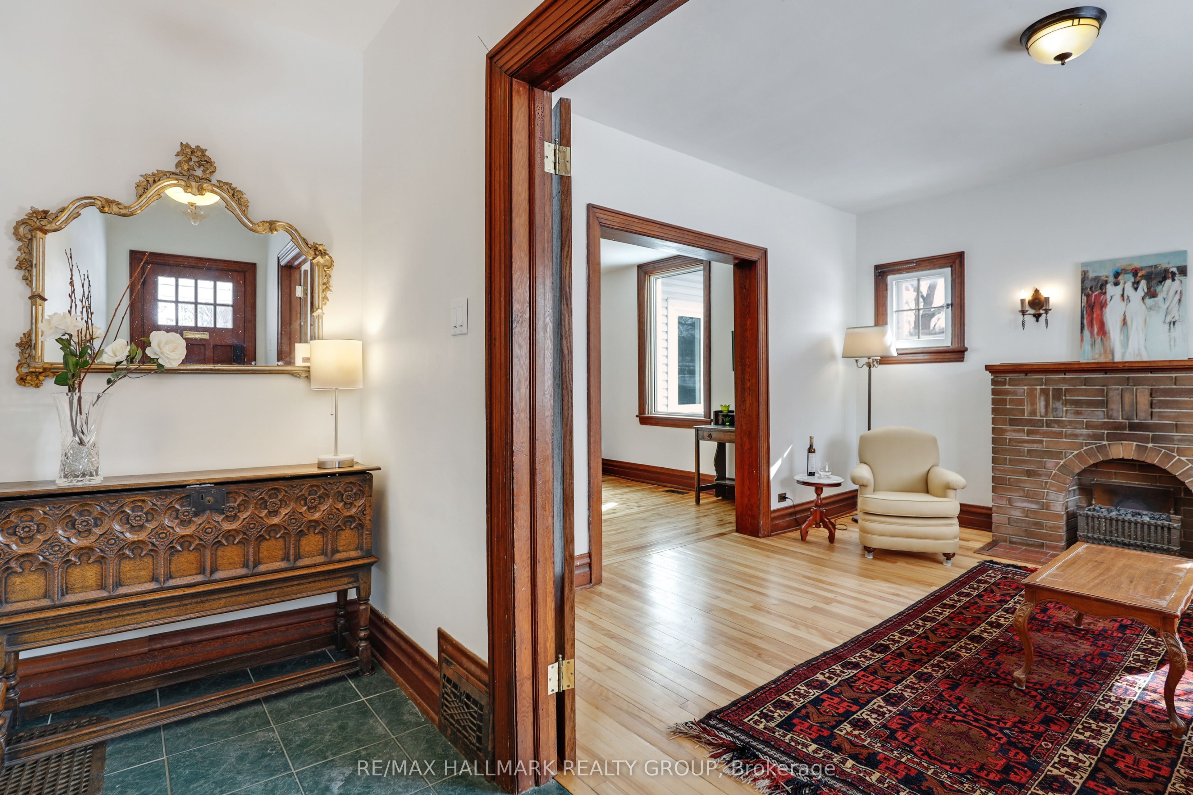561 Edison Avenue Property Photo 4