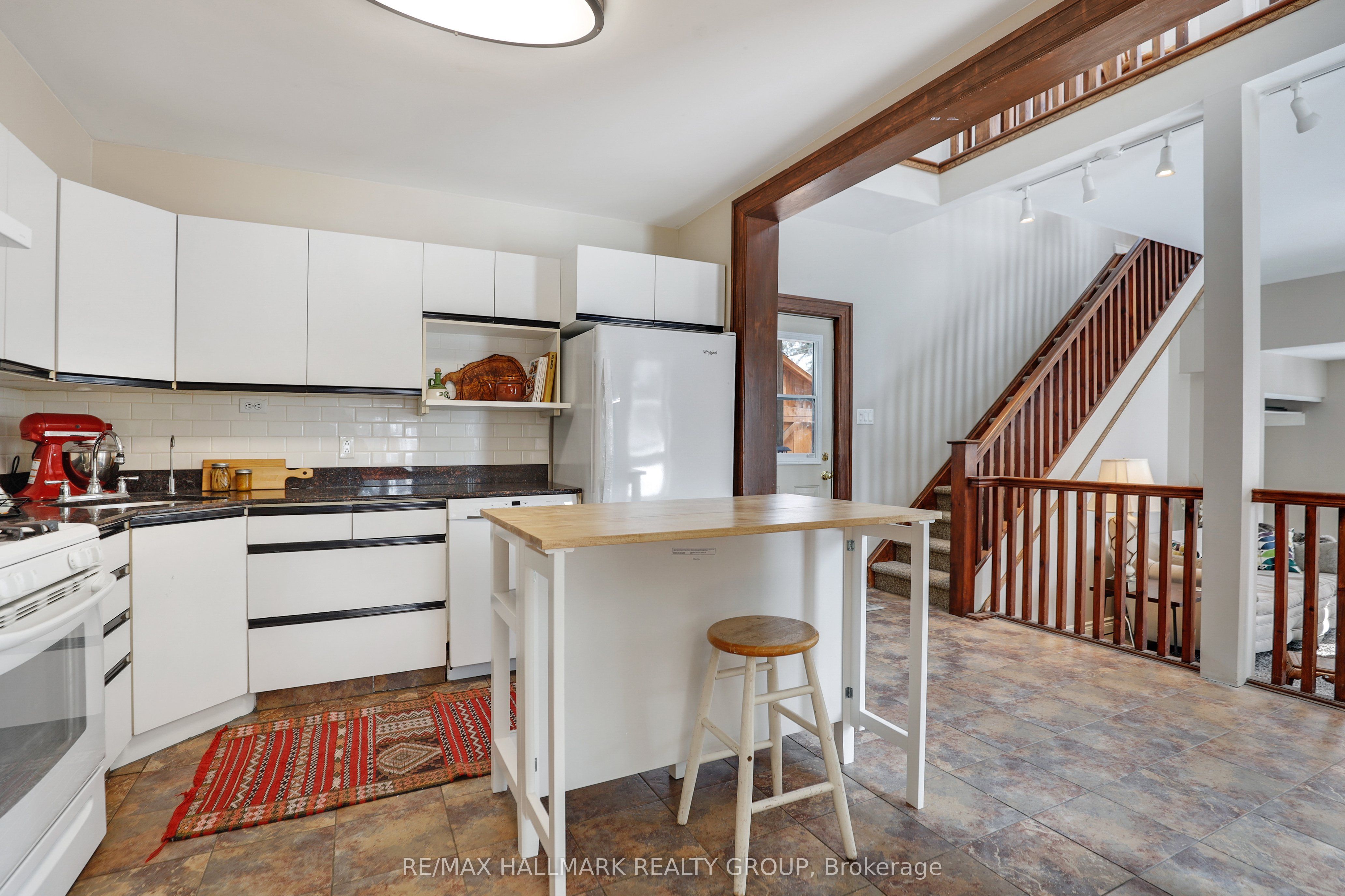 561 Edison Avenue Property Photo 12