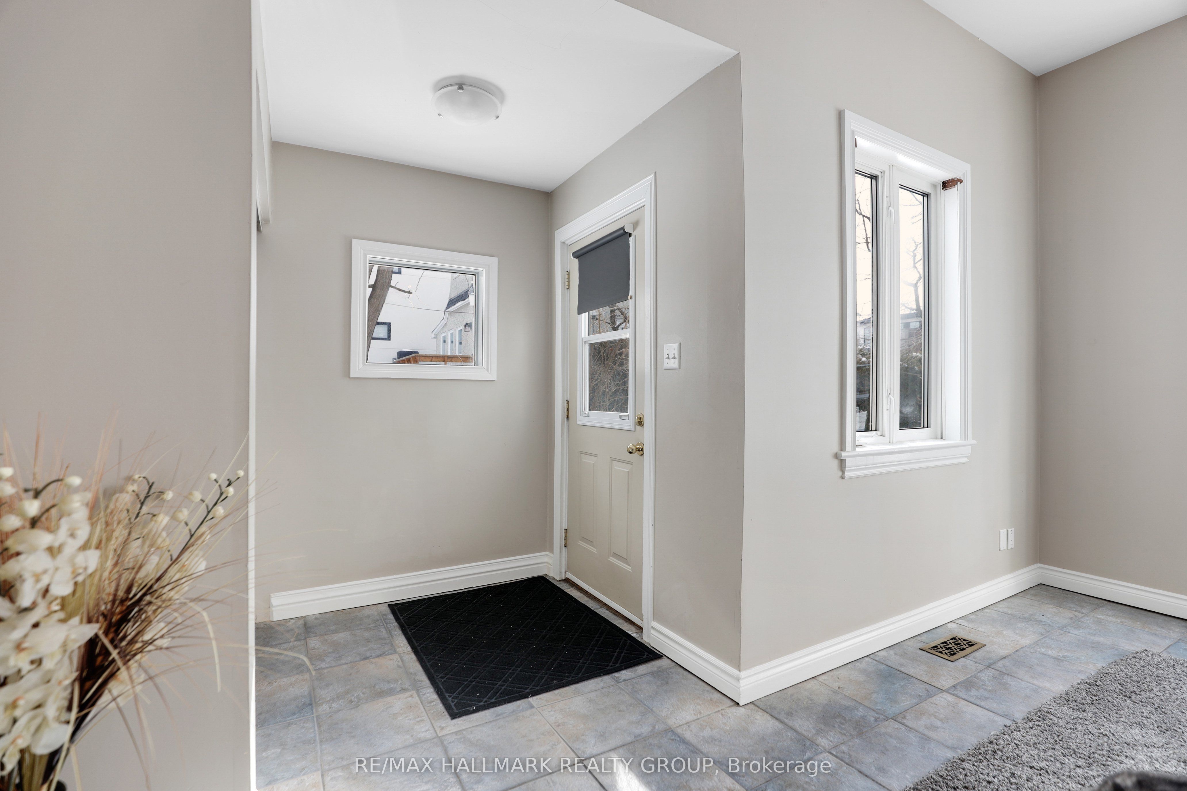 561 Edison Avenue Property Photo 22