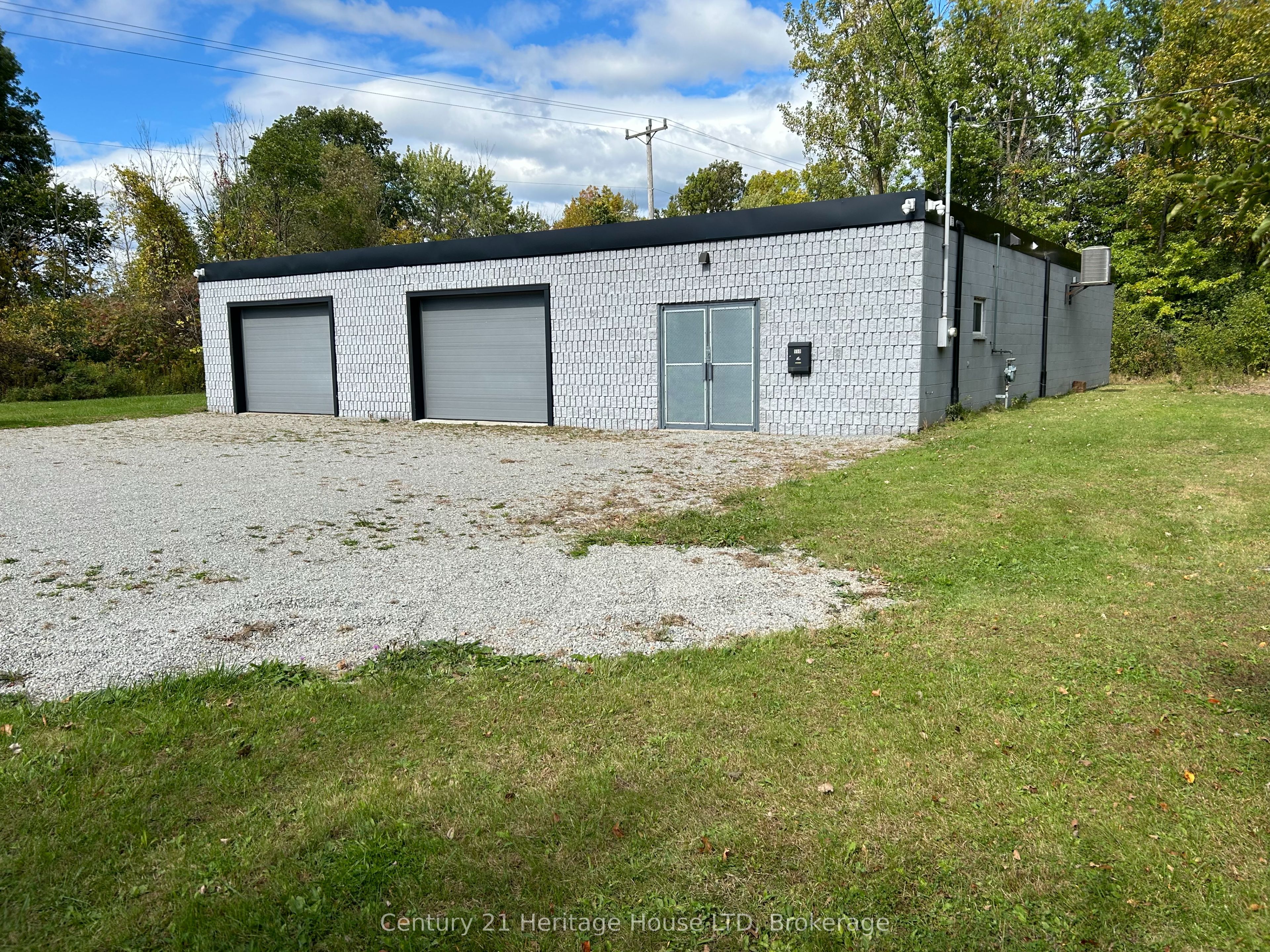 550 Murdock Street Property Photo 3